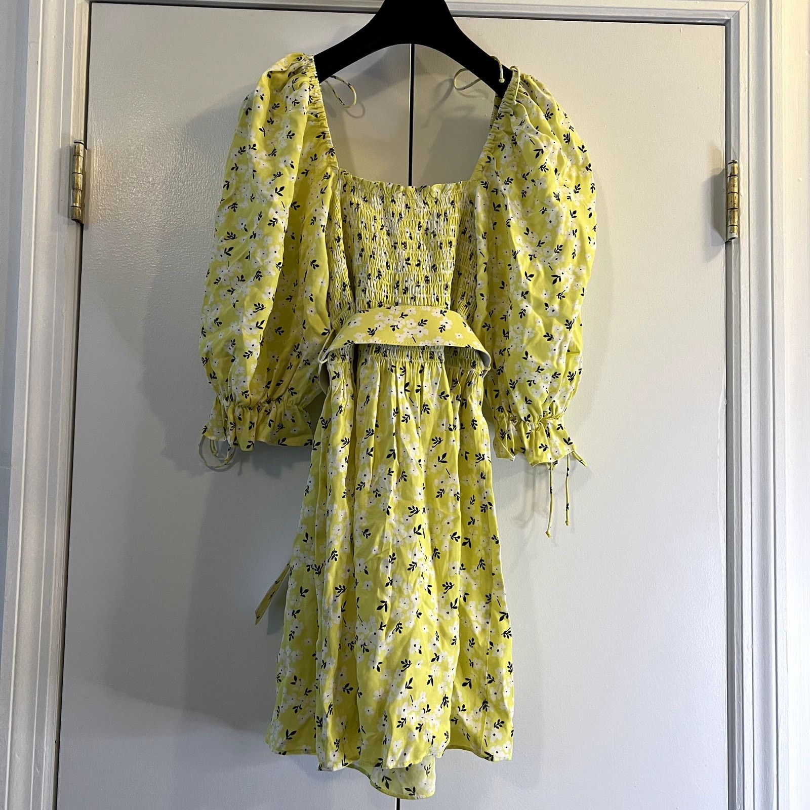 For Love & Lemons For Love & Lemons Chrysanthemum Mini Yellow Dress Size XS Size XS / US 0-2 / IT 36-38 - 6 Thumbnail