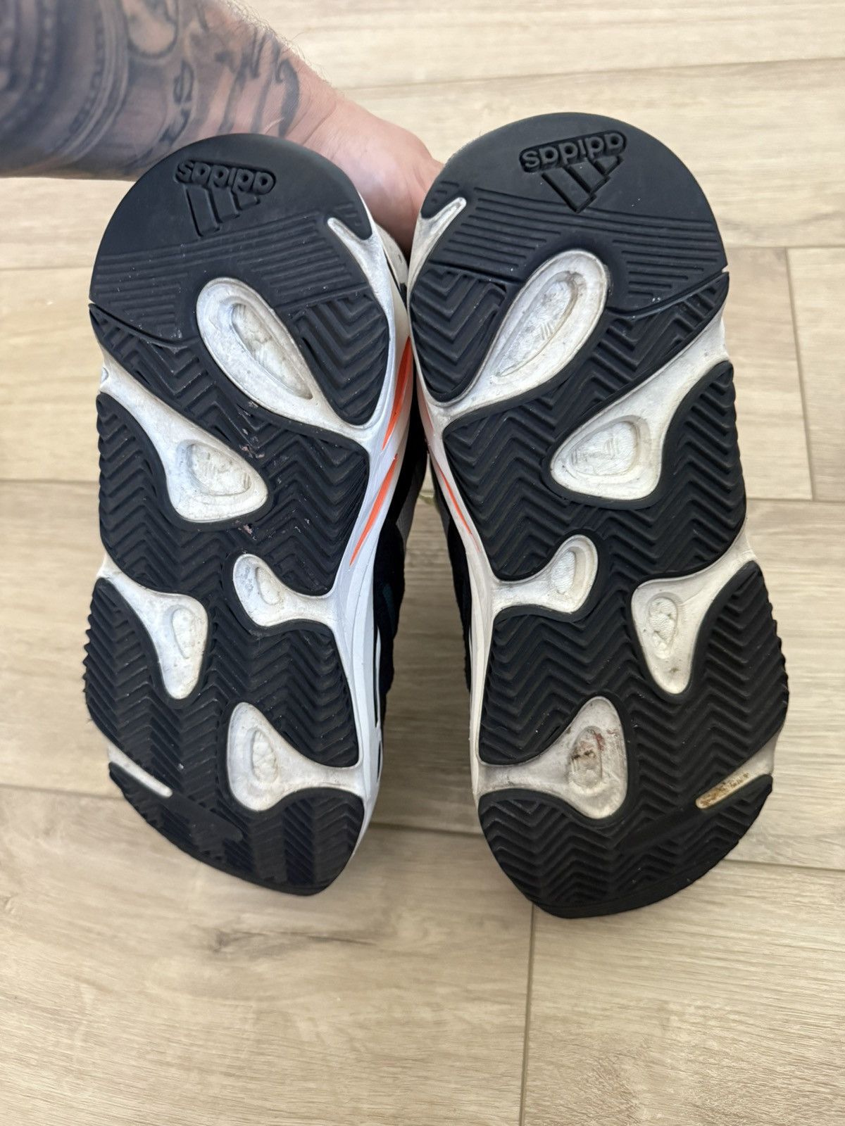 Yeezy Yeezy wave runner Size US 9 / EU 42 - 6 Thumbnail