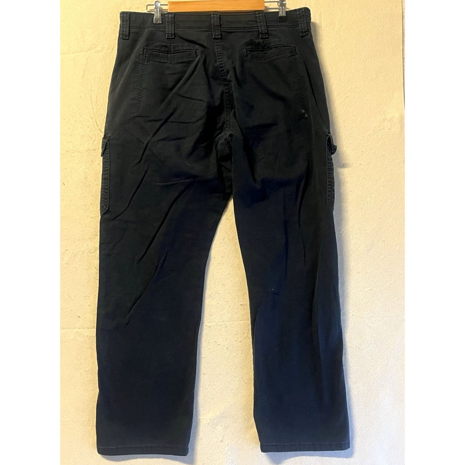Wrangler Wrangler Men’s 36x30 Black Cargo Pants Relaxed Fit See All Pics Mens Straight Inseam 30 Size US 36 / EU 52 - 2 Thumbnail
