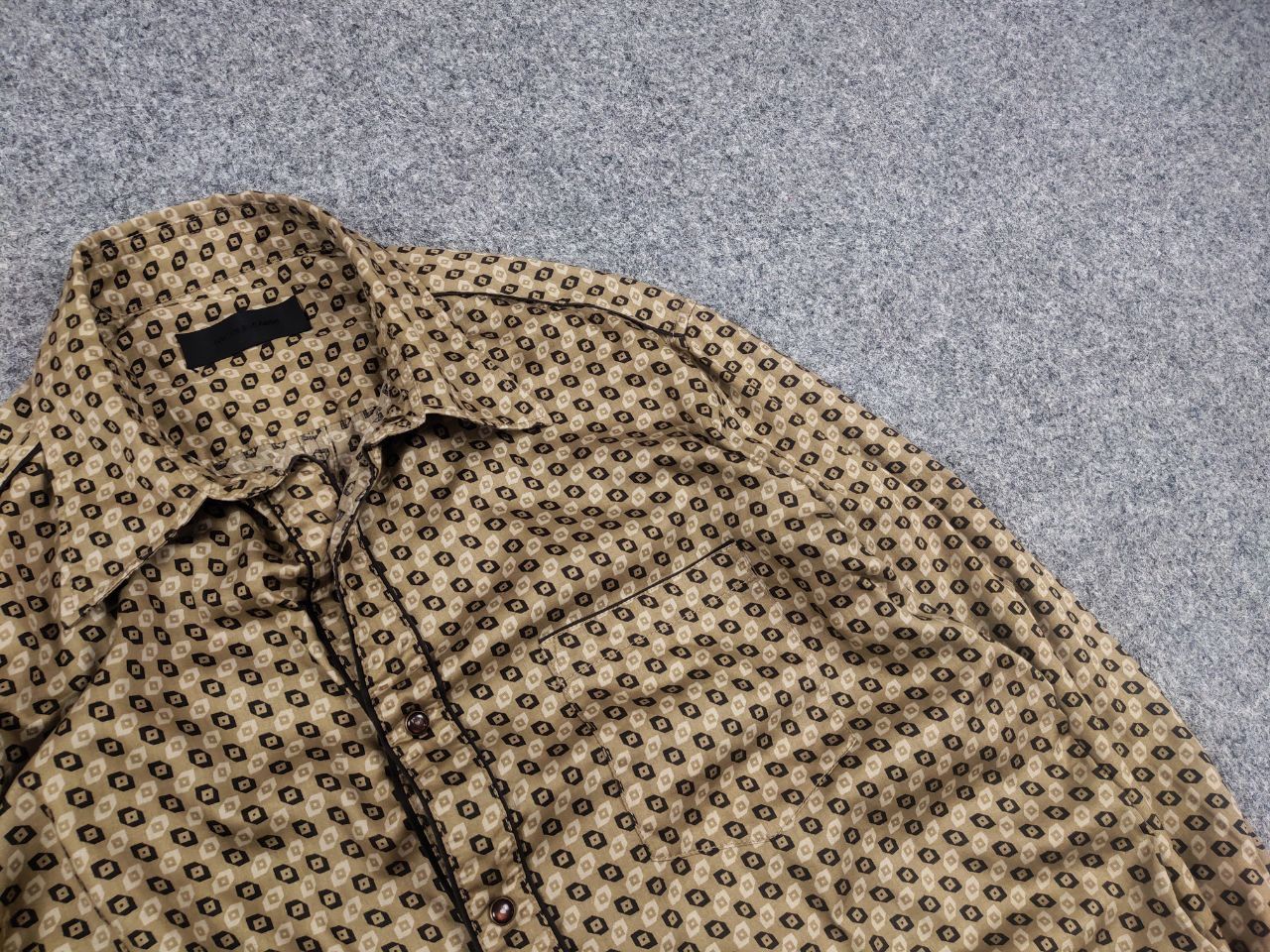 Nicole Farhi Nicole Farhi Itali Design Gold Pattern button-down shirt Size US L / EU 52-54 / 3 - 5 Thumbnail