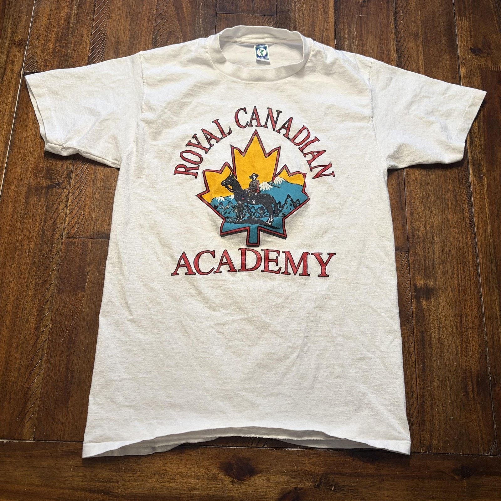 Vintage Vtg Royal Canadian Academy Shirt Mens L T-Shirt Discus USA Size US L / EU 52-54 / 3 - 2 Thumbnail