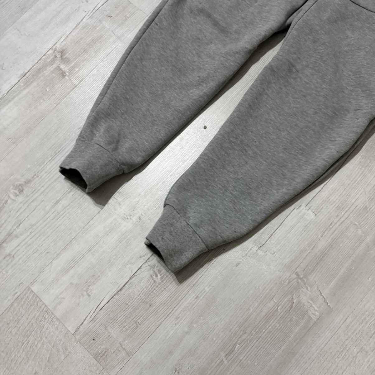 Nike Nike Tech Fleece Pants Grey Streetwear Drill Sweatpants Size US 30 / EU 46 - 3 Thumbnail