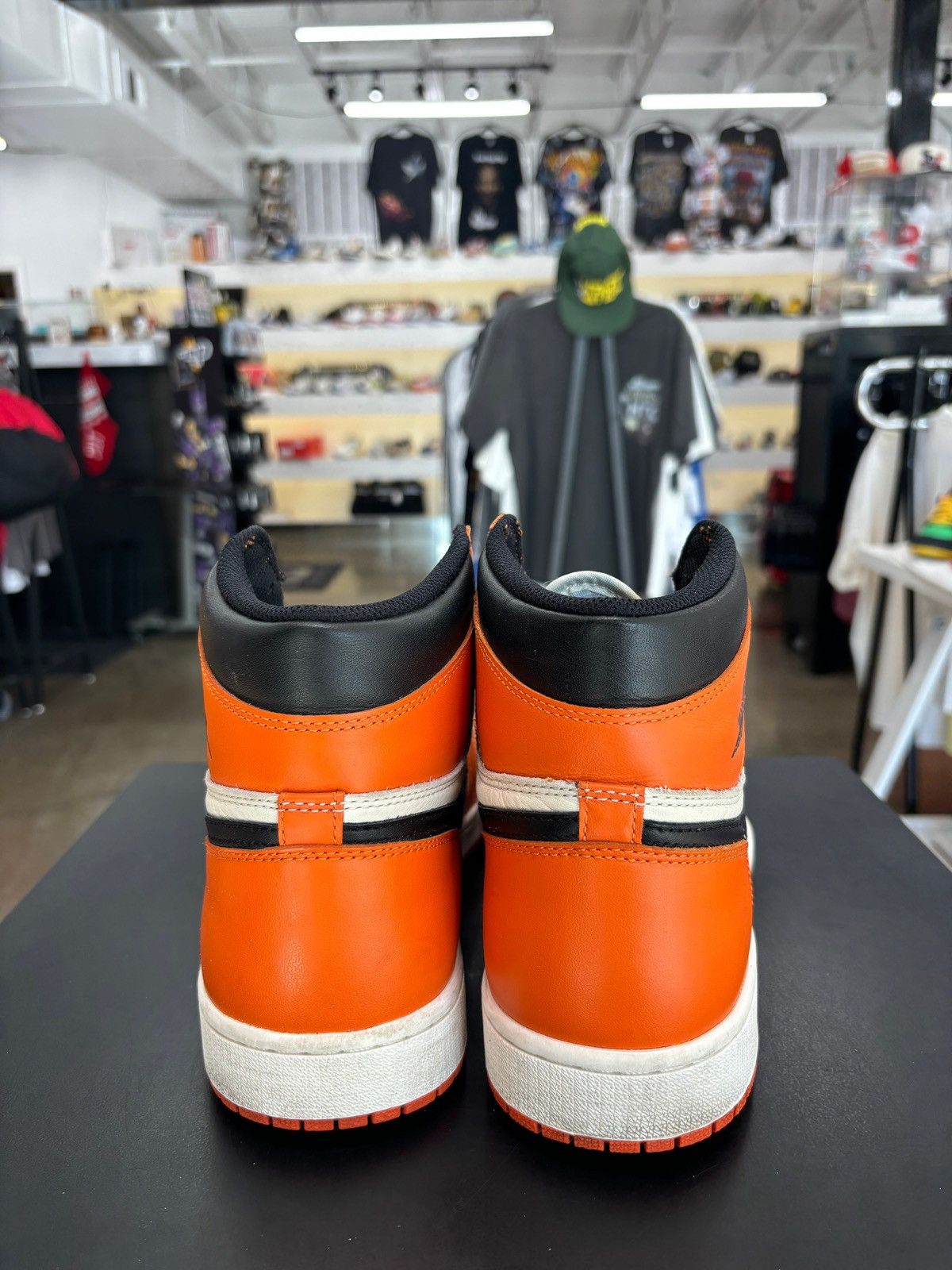 Jordan Brand × Nike Air Jordan 1 Reverse Shattered Backboard Sz. 12 (2016) Size US 12 / EU 45 - 3 Thumbnail