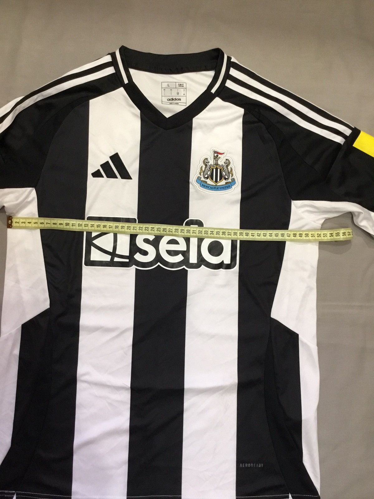 Adidas Joelinton Signed Newcastle 25/26 Shirt ( With Proof) Size US L / EU 52-54 / 3 - 6 Thumbnail