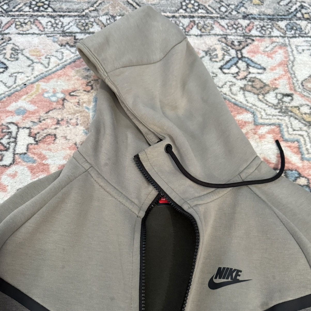 Nike nike tech Size US M / EU 48-50 / 2 - 4 Thumbnail