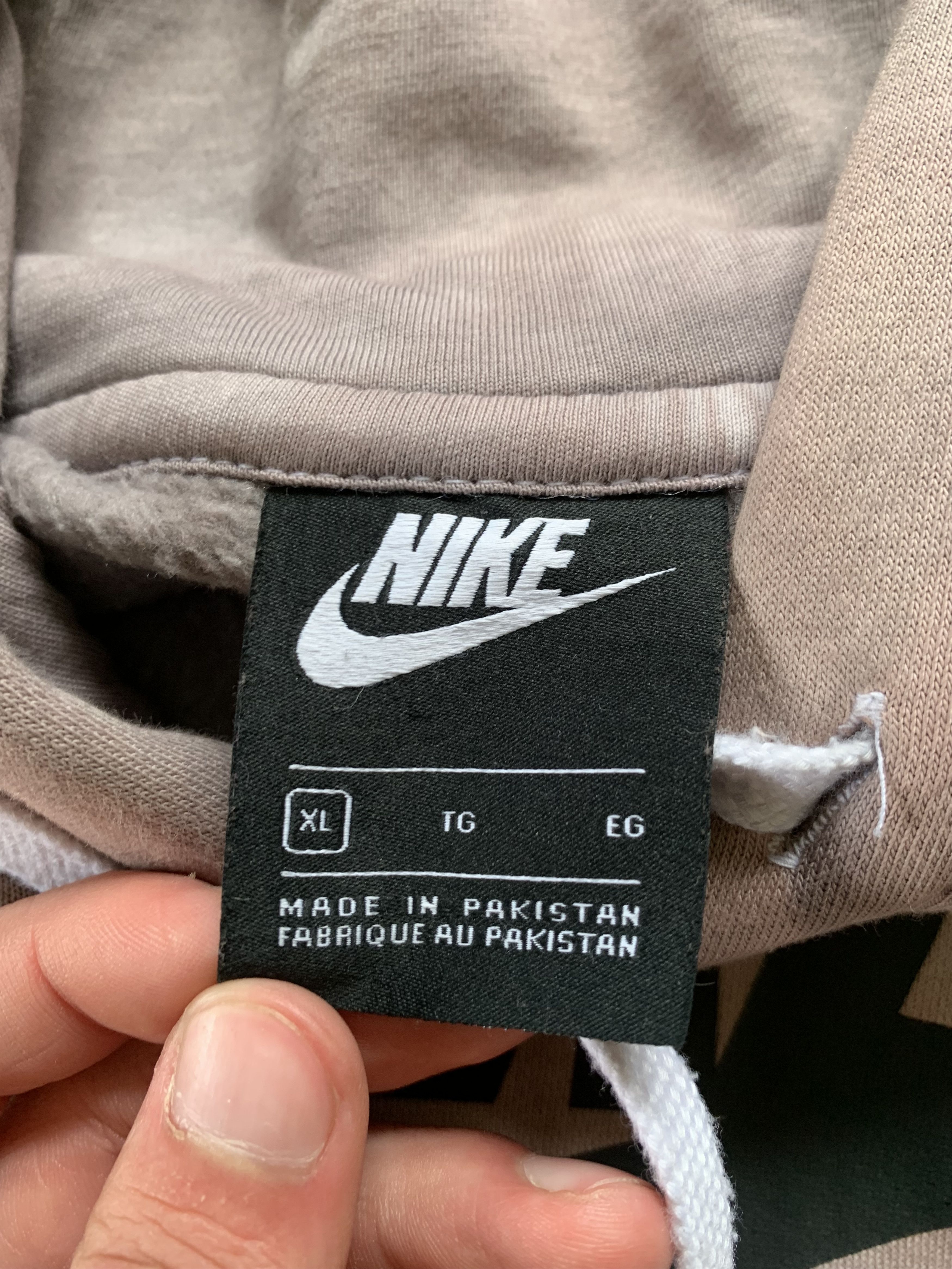 Nike Nike Centr Logo Cotton Tie Dye Hoodie Size US XL / EU 56 / 4 - 7 Thumbnail