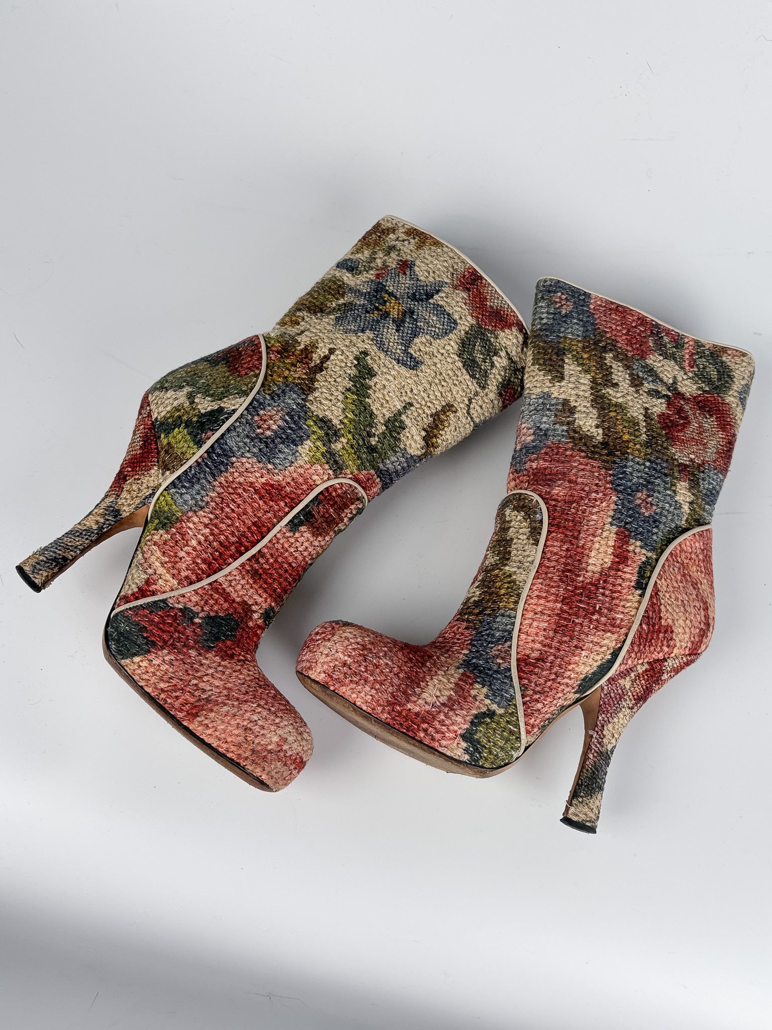 Dolce & Gabbana Dolce & Gabbana Floral Print Tapestry Boots Size US 9 / IT 39 - 5 Thumbnail