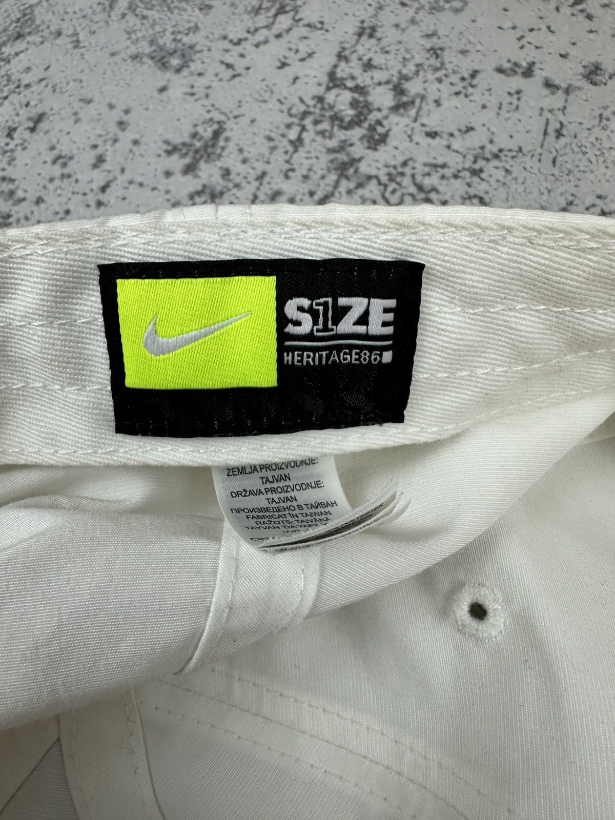Nike Nike Heritage86 White Mini Swoosh Cap Clean Minimal Look Size ONE SIZE - 10 Thumbnail