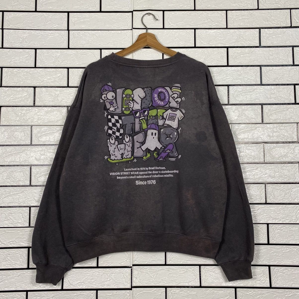 Japanese Brand Vintage Sweatshirt Vision Streetwear Sun Faded Big logo Size US M / EU 48-50 / 2 - 9 Thumbnail
