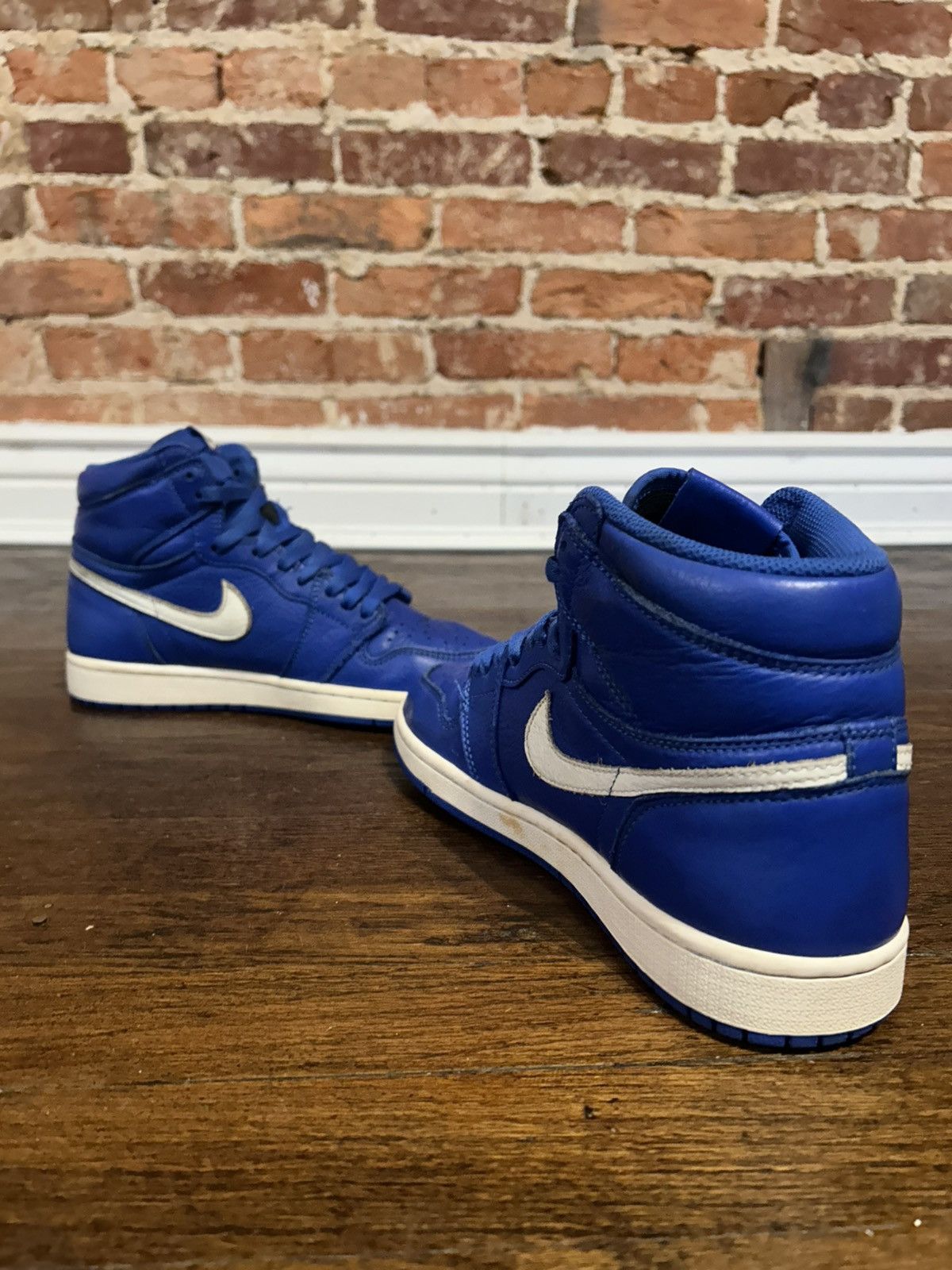 Jordan Brand Size 8 - Air Jordan 1 Retro OG High Hyper Royal Size US 8 / EU 41 - 6 Thumbnail