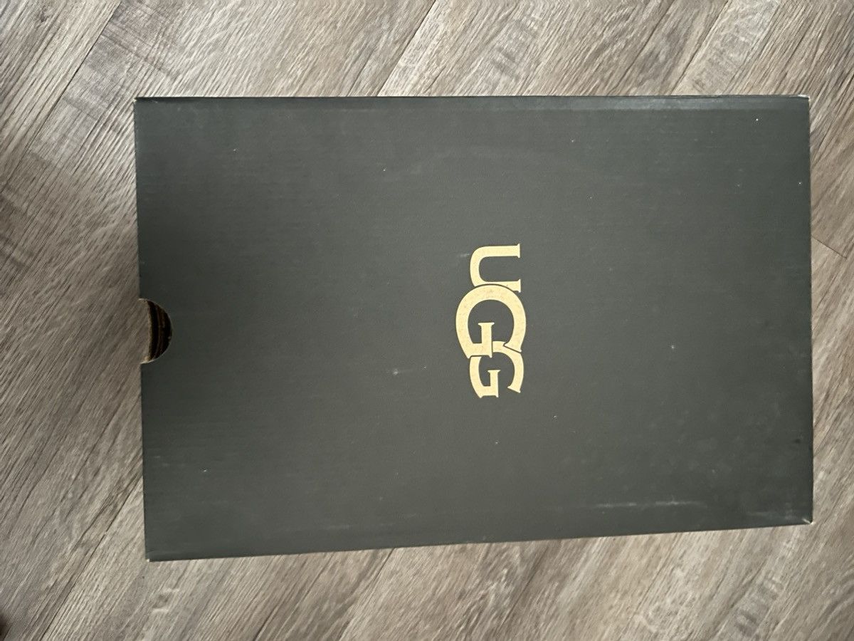 Ugg Grey Ugg M Neumel Size US 7 / EU 40 - 7 Thumbnail