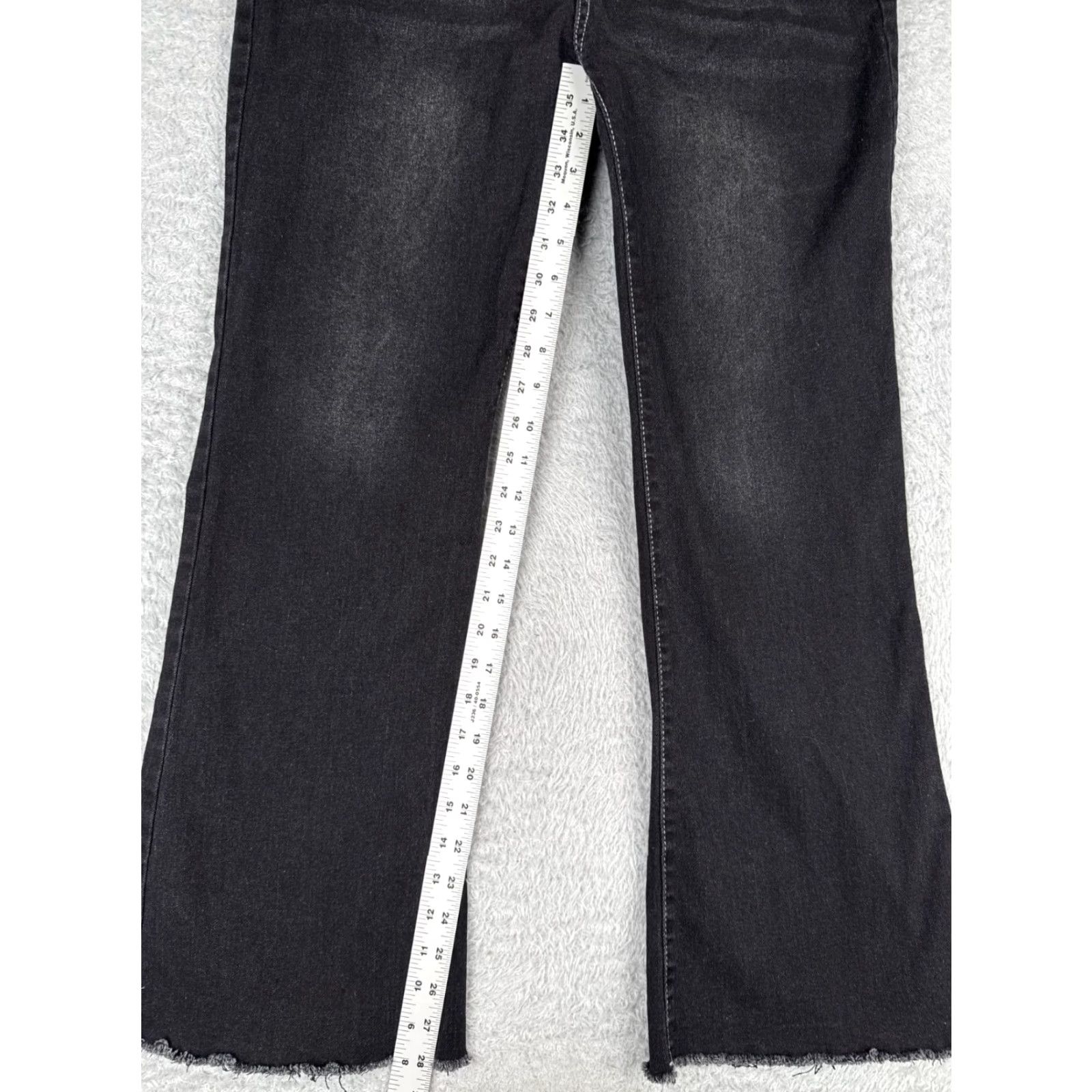Vintage Women Jeans Black Denim Flared High Rise Raw Hem Cotton Blend 30x28 Size 30" / US 8 / IT 44 - 7 Thumbnail