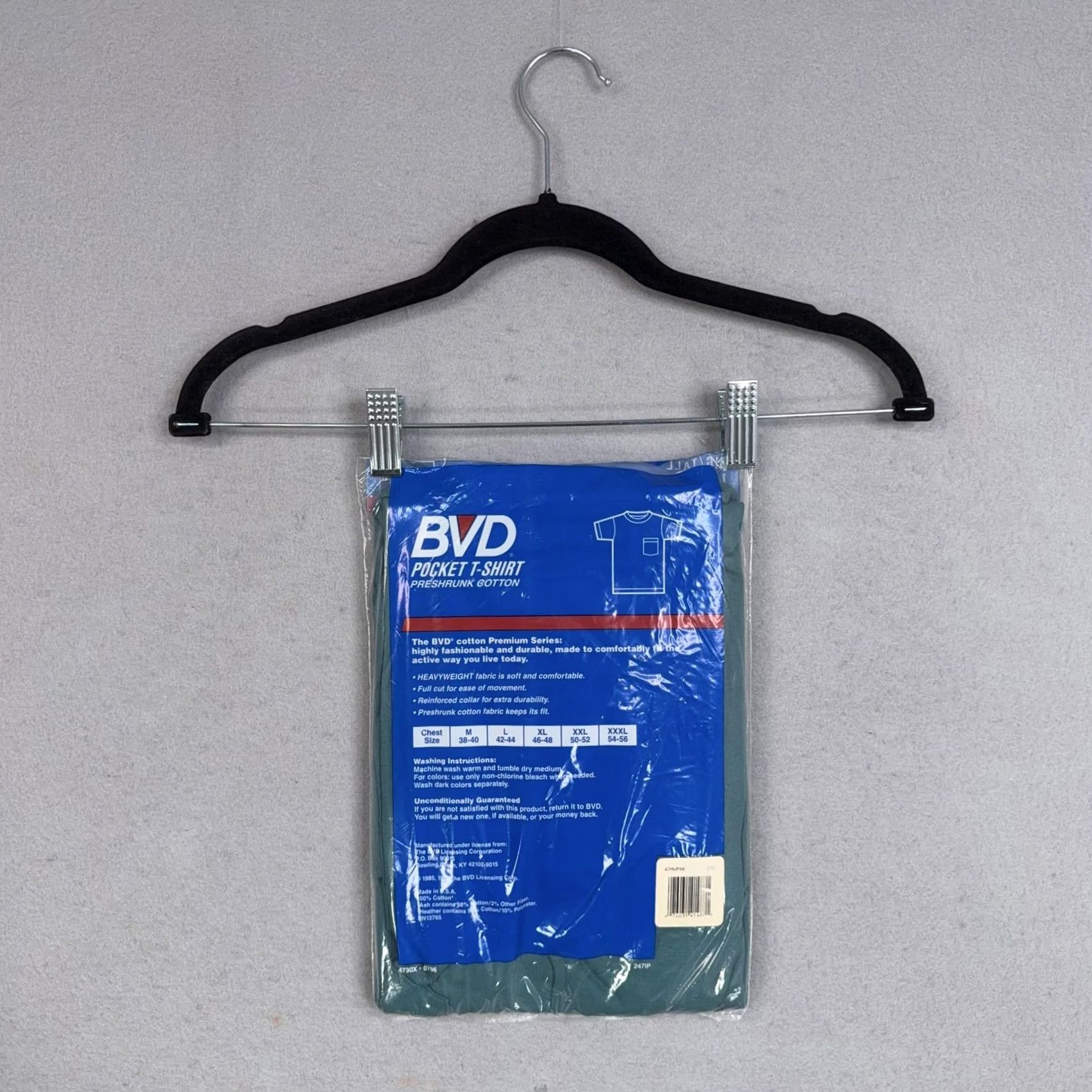 Vintage VINTAGE B.V.D Mens 2XL Big Tall Heavyweight Pocket Tee Green 2XL T-Shirt Short Sleeve Crew Neck USA 80s 90s NOS Size US XXL / EU 58 / 5 - 5 Thumbnail