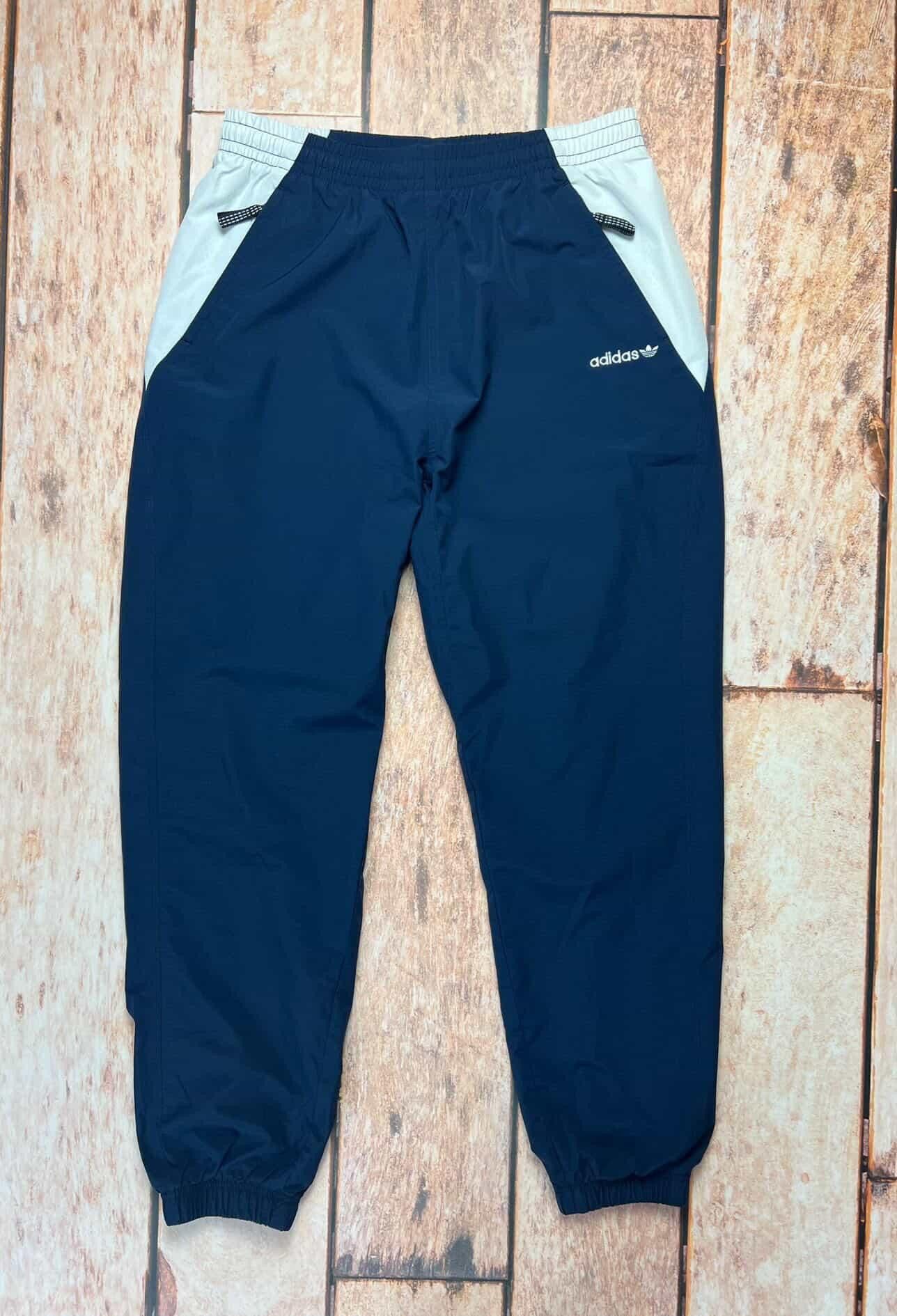 Adidas Adidas sweatpants size M Size US 36 / EU 52 - 2 Thumbnail