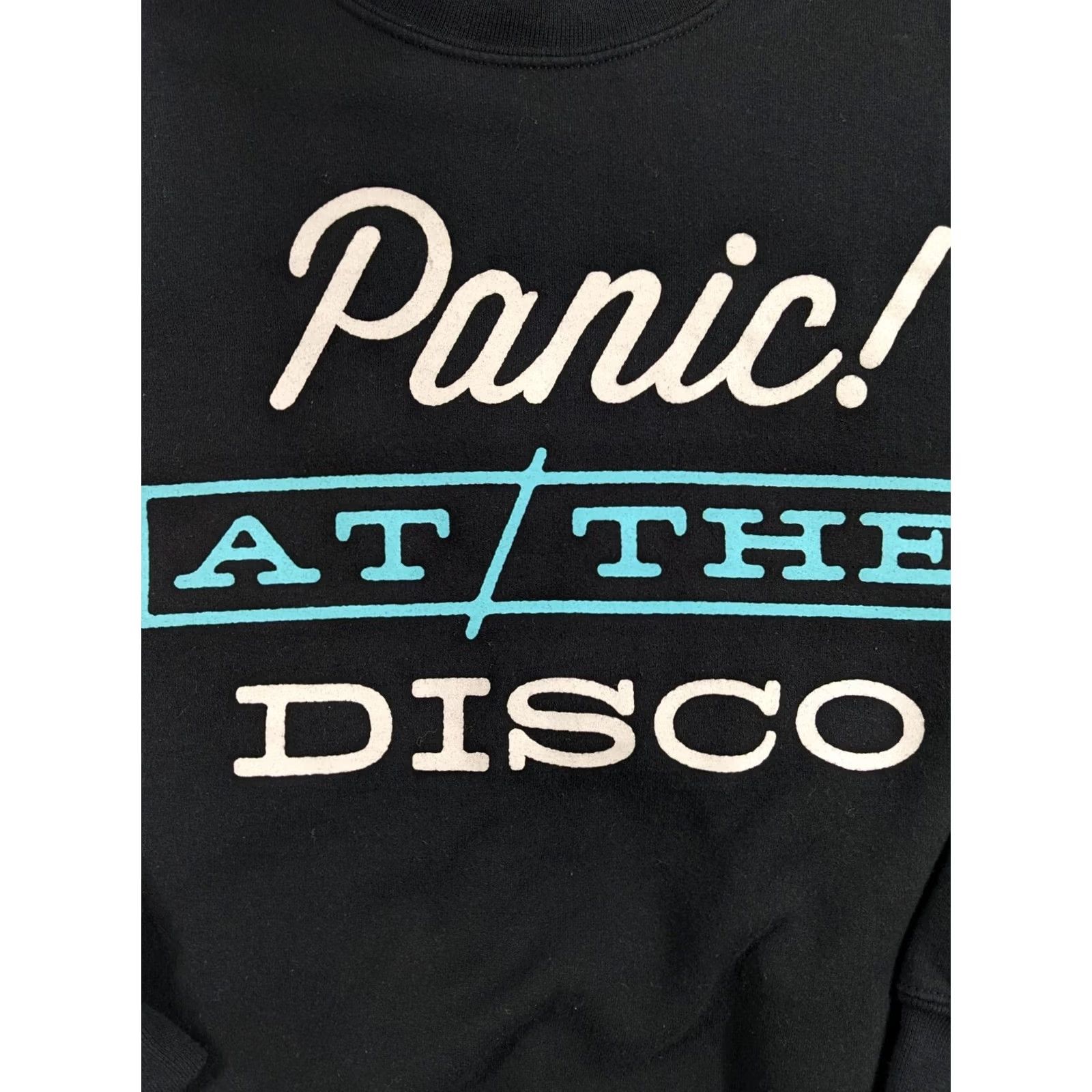 Gildan Panic At The Disco Crew Neck Sweatshirt Black Heavy Medium Band Shirt EUC Size US M / EU 48-50 / 2 - 2 Thumbnail