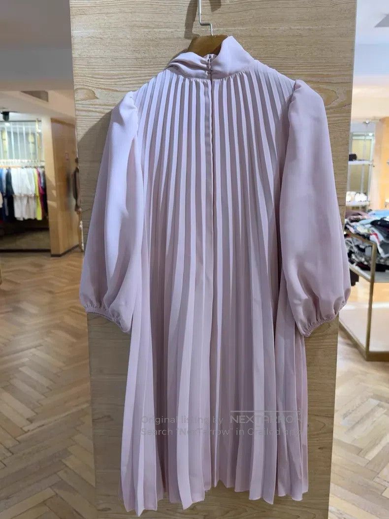 Valentino Valentino Pink pleated dress Size S / US 4 / IT 40 - 2 Thumbnail