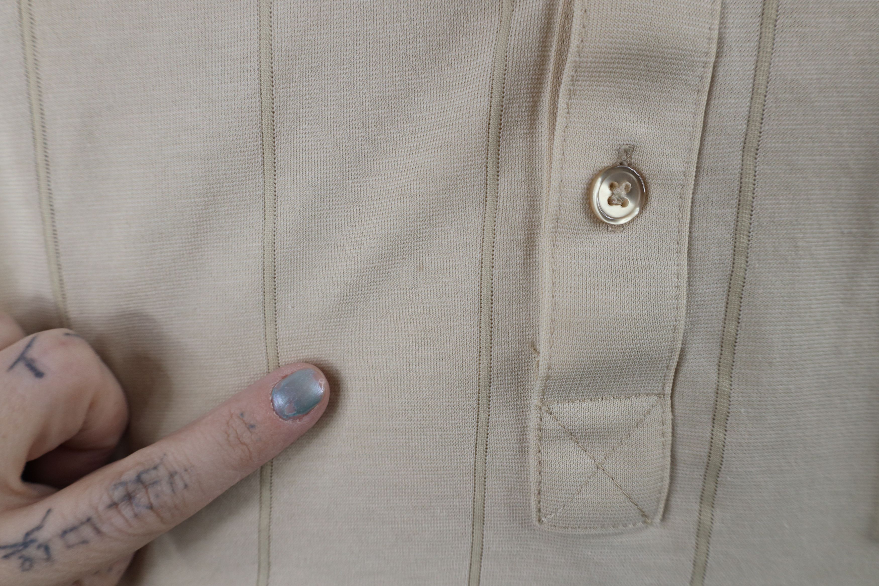 Vintage Vintage 90s Streetwear Knit Collared Pocket Polo Shirt Beige Size US L / EU 52-54 / 3 - 4 Thumbnail