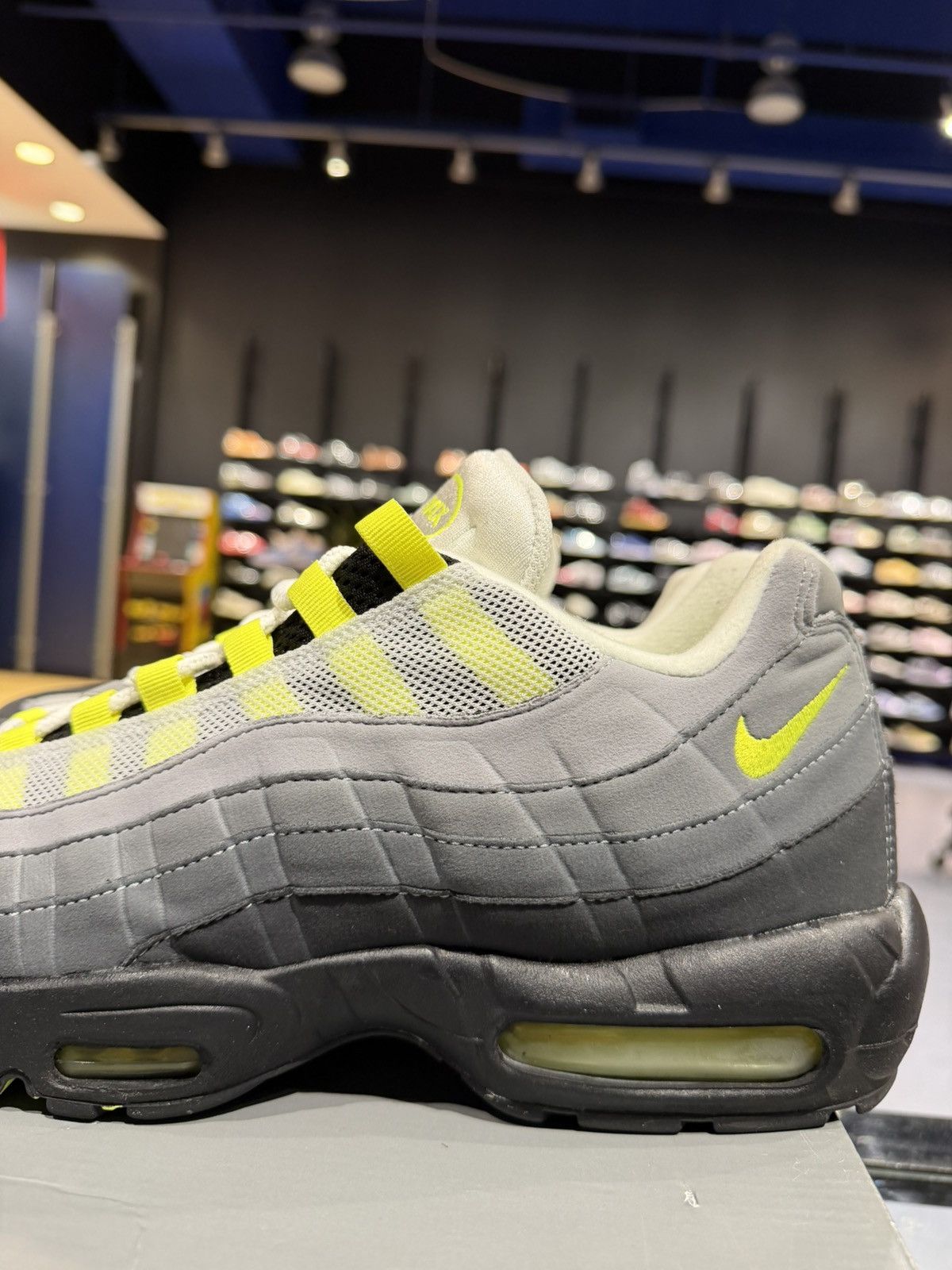 Nike Size 12 - Nike Air Max 95 OG Neon “2020” Size US 12 / EU 45 - 5 Thumbnail