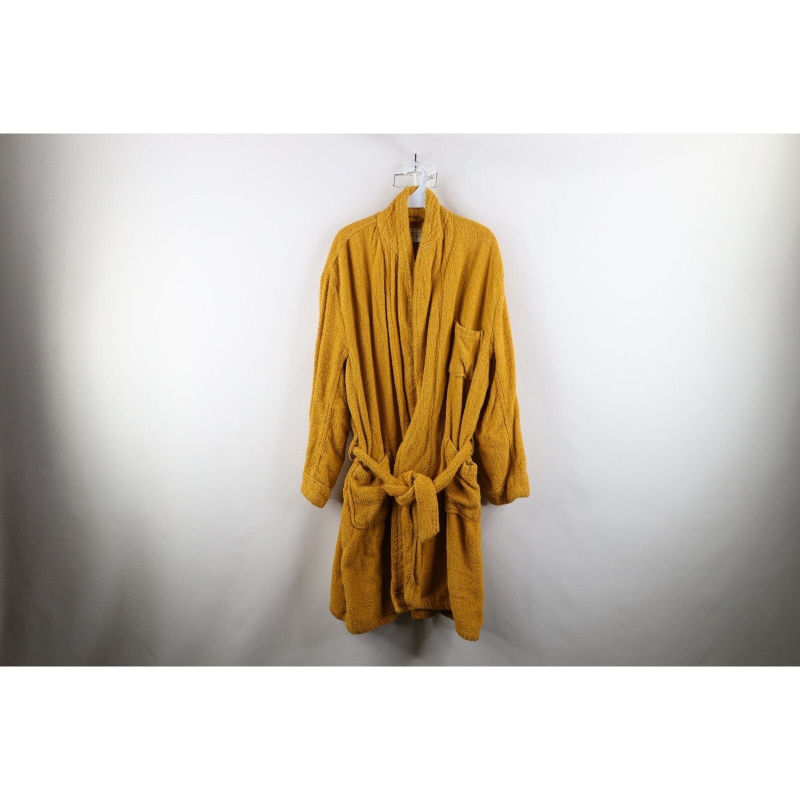 Vintage Vintage 60s 70s Streetwear Belted Terry Cloth Bath Robeat Size US L / EU 52-54 / 3 - 1 Thumbnail