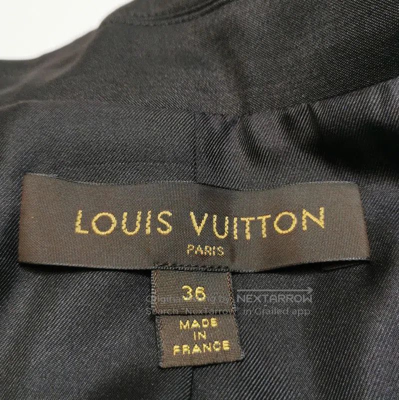 Louis Vuitton Louis Vuitton Double-Breasted Wool Jacket. Size US S / EU 44-46 / 1 - 2 Thumbnail