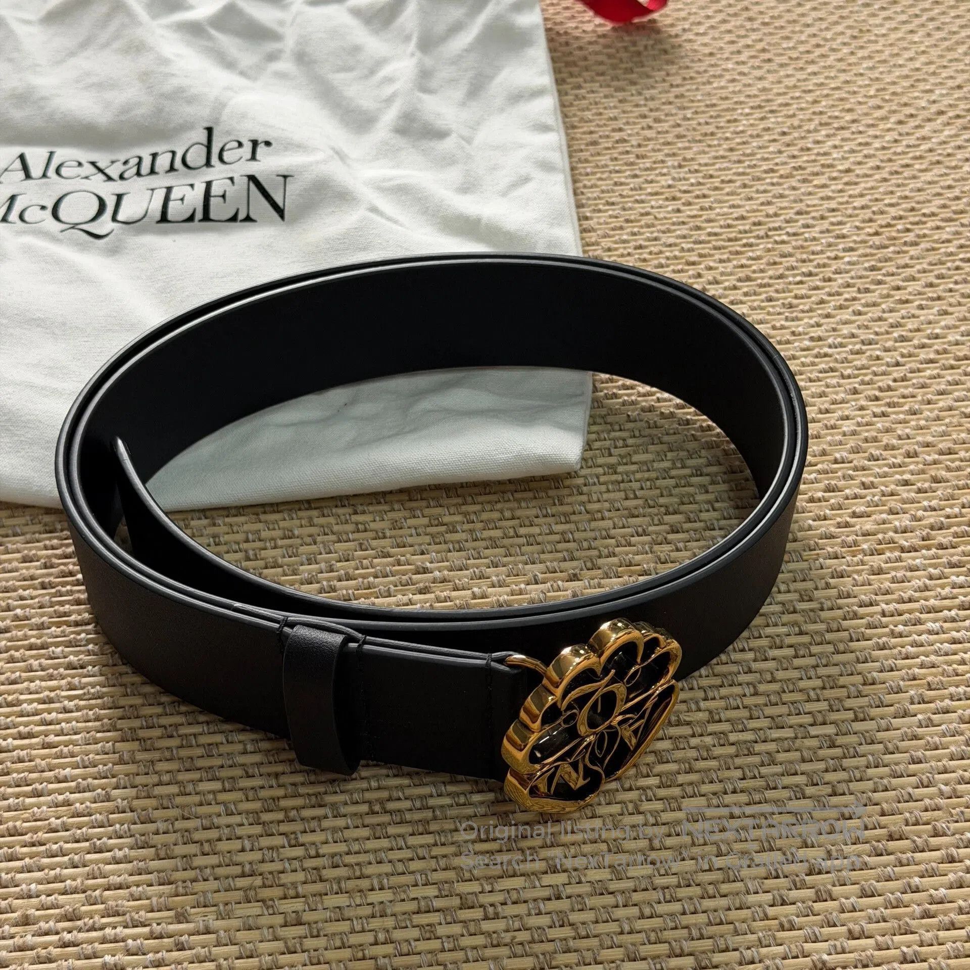 Alexander McQueen Alexander McQueen Gold Buckle Belt. Size ONE SIZE - 1 Thumbnail