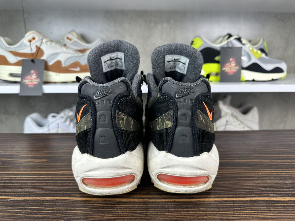 Carhartt Wip × Nike NIKE AIRMAX 95 X CARHARTT Size US 10 / EU 43 - 4 Thumbnail