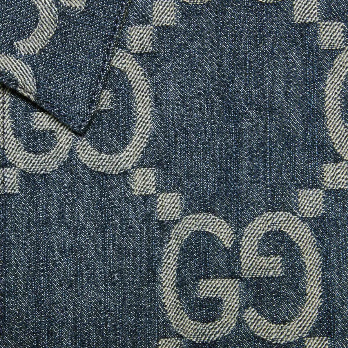 Gucci o1mt1gz0725 Jumbo GG Denim Jacket in Blue/Ivory Size US S / EU 44-46 / 1 - 5 Thumbnail