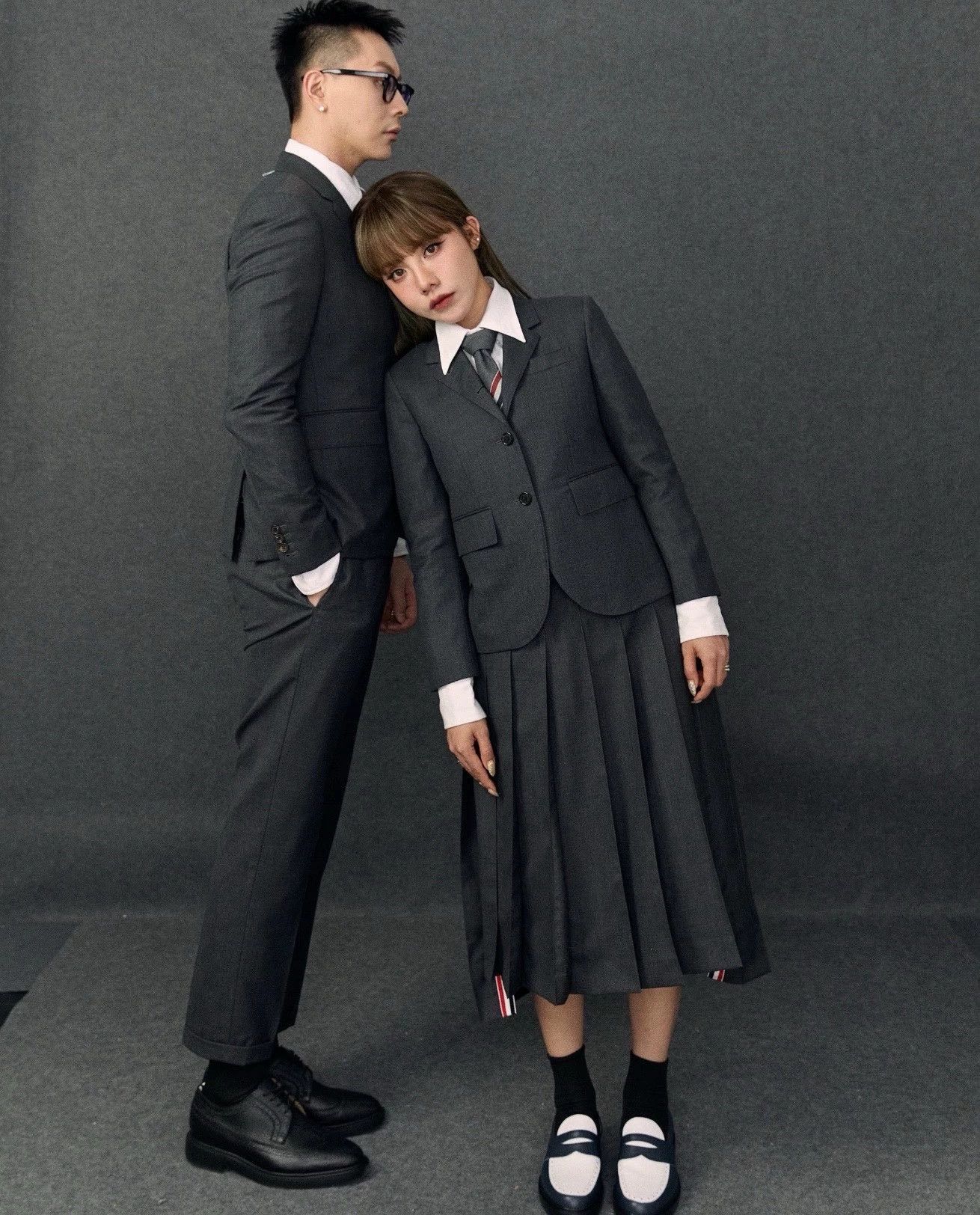 Thom Browne Thom Browne Classic Pleated Long Skirt Dark Gray Size 38 Size 26" / US 2 / IT 38 - 7 Thumbnail