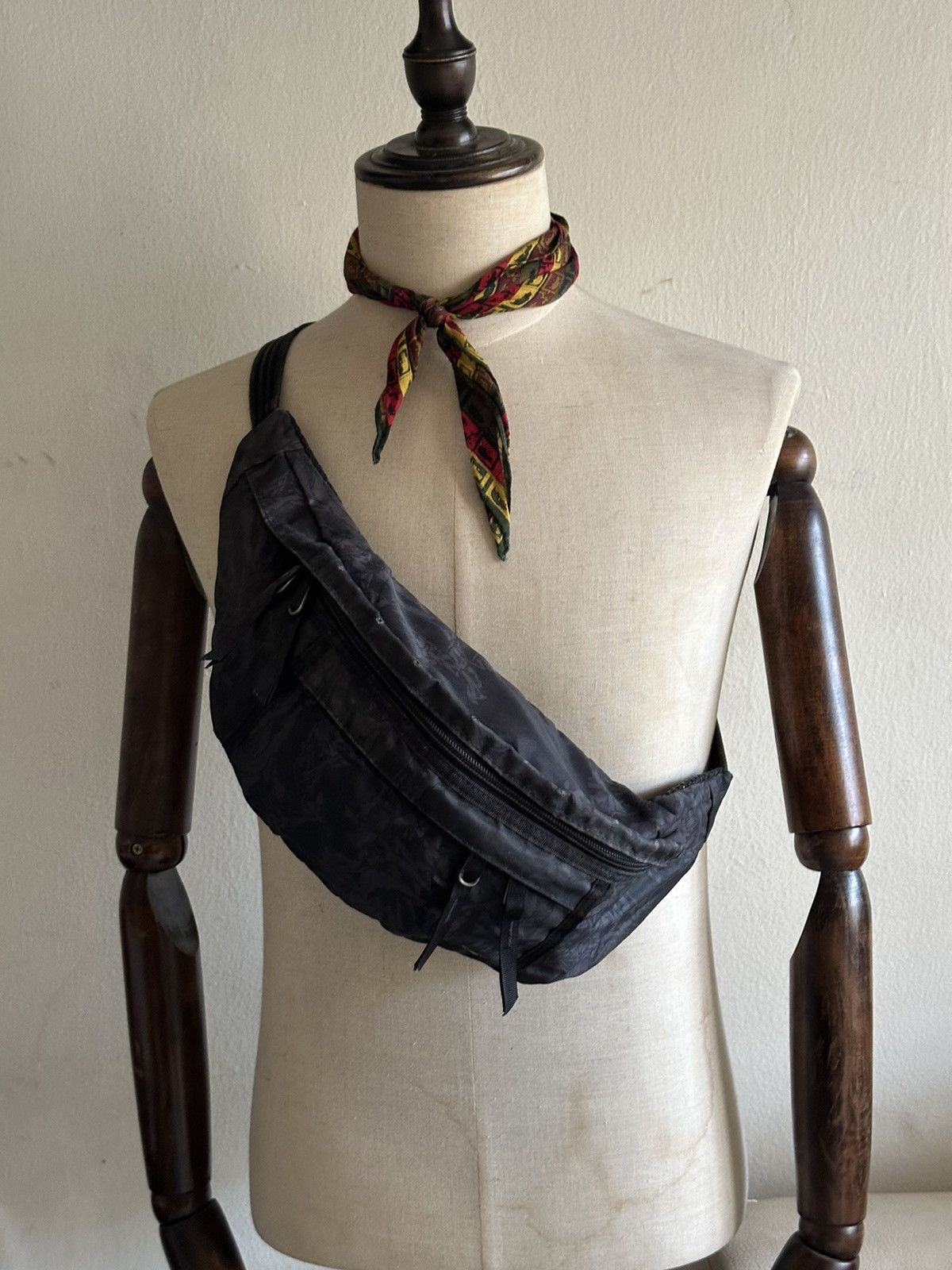 Undercover SS2001 Chaotic Discord Waist / Sling Bag Size ONE SIZE - 5 Thumbnail
