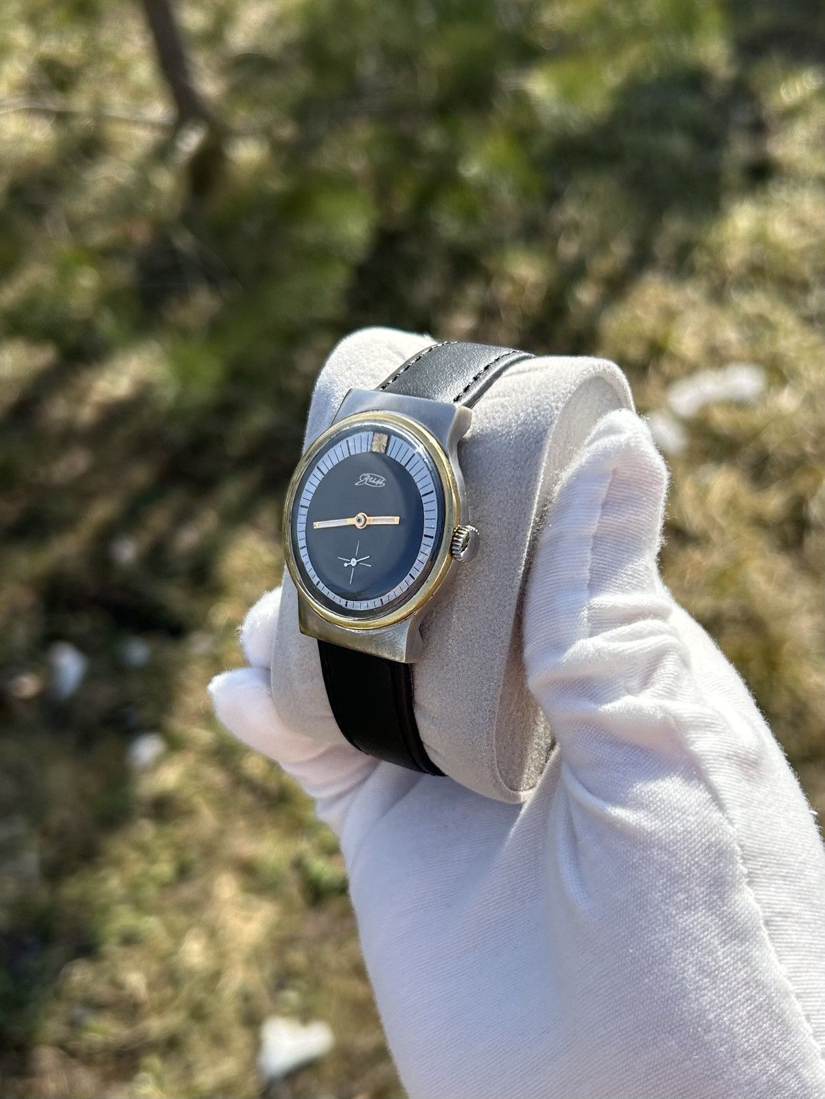 Vintage Vintage Watch Zim USSR Soviet Mechanical Retro 1970s Size ONE SIZE - 14 Thumbnail