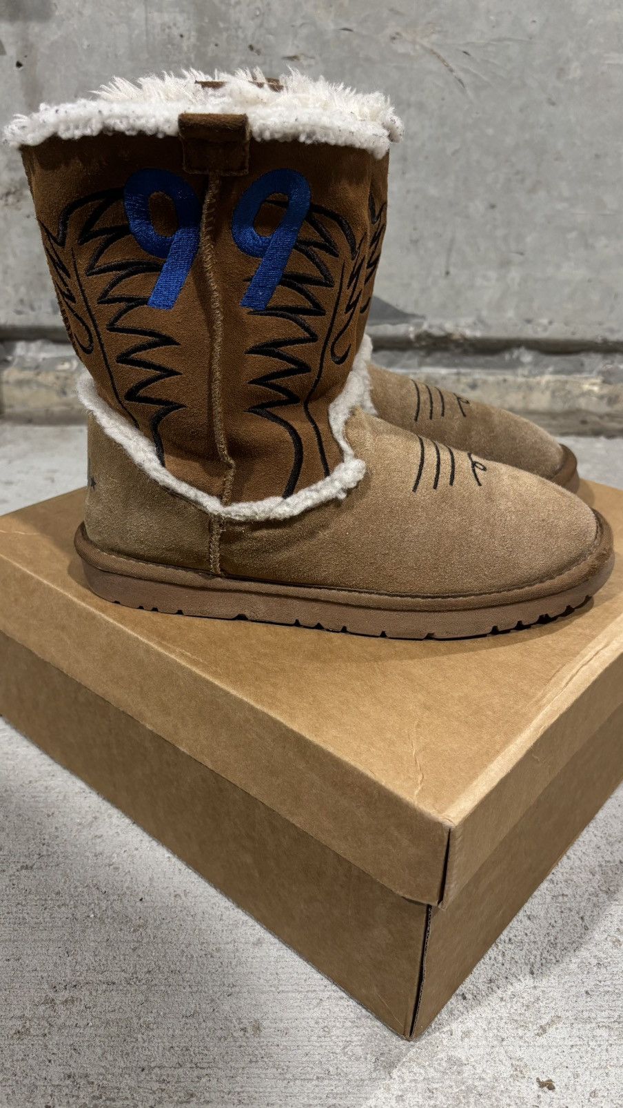 1199 Bazo 1199 Ugg Cowboy Boots Size US 10 / EU 43 - 7 Thumbnail