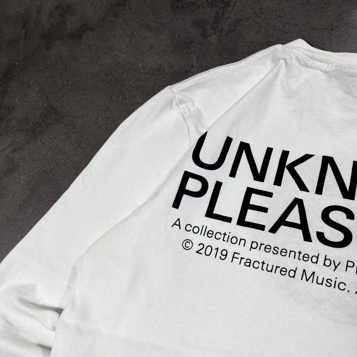 Pleasures Unknown Pleasures Now Vintage Big Logo Longsleeve Tee Tshirt Size US M / EU 48-50 / 2 - 3 Thumbnail