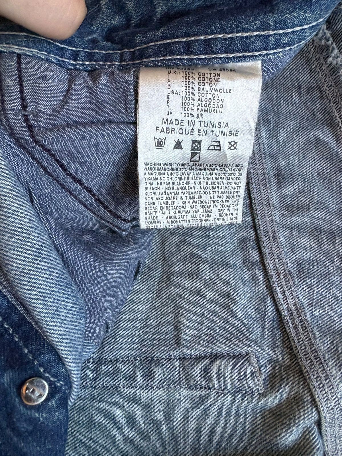 Diesel Vintage Diesel Faded Blue Wash Distressed Baggy Jeans Size US 34 / EU 50 - 9 Thumbnail