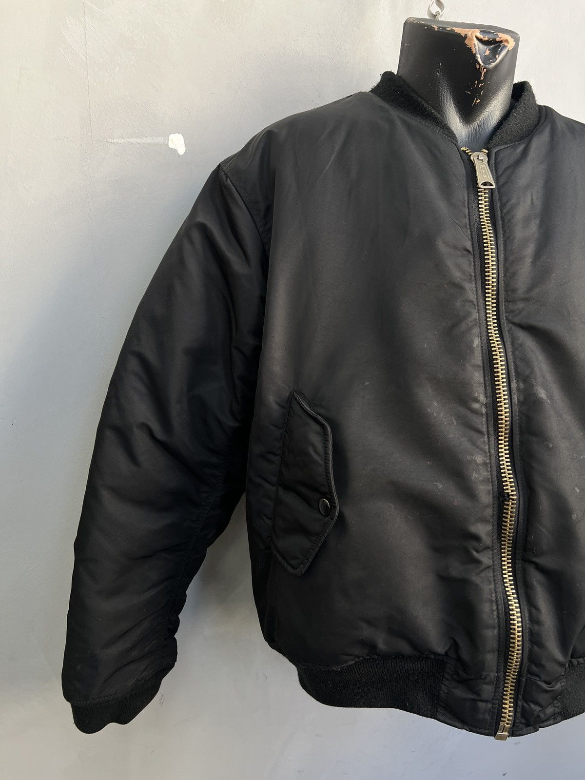 Alpha Industries Vintage Black MA1 Bomber Jacket Military kanye west style Size US M / EU 48-50 / 2 - 3 Thumbnail