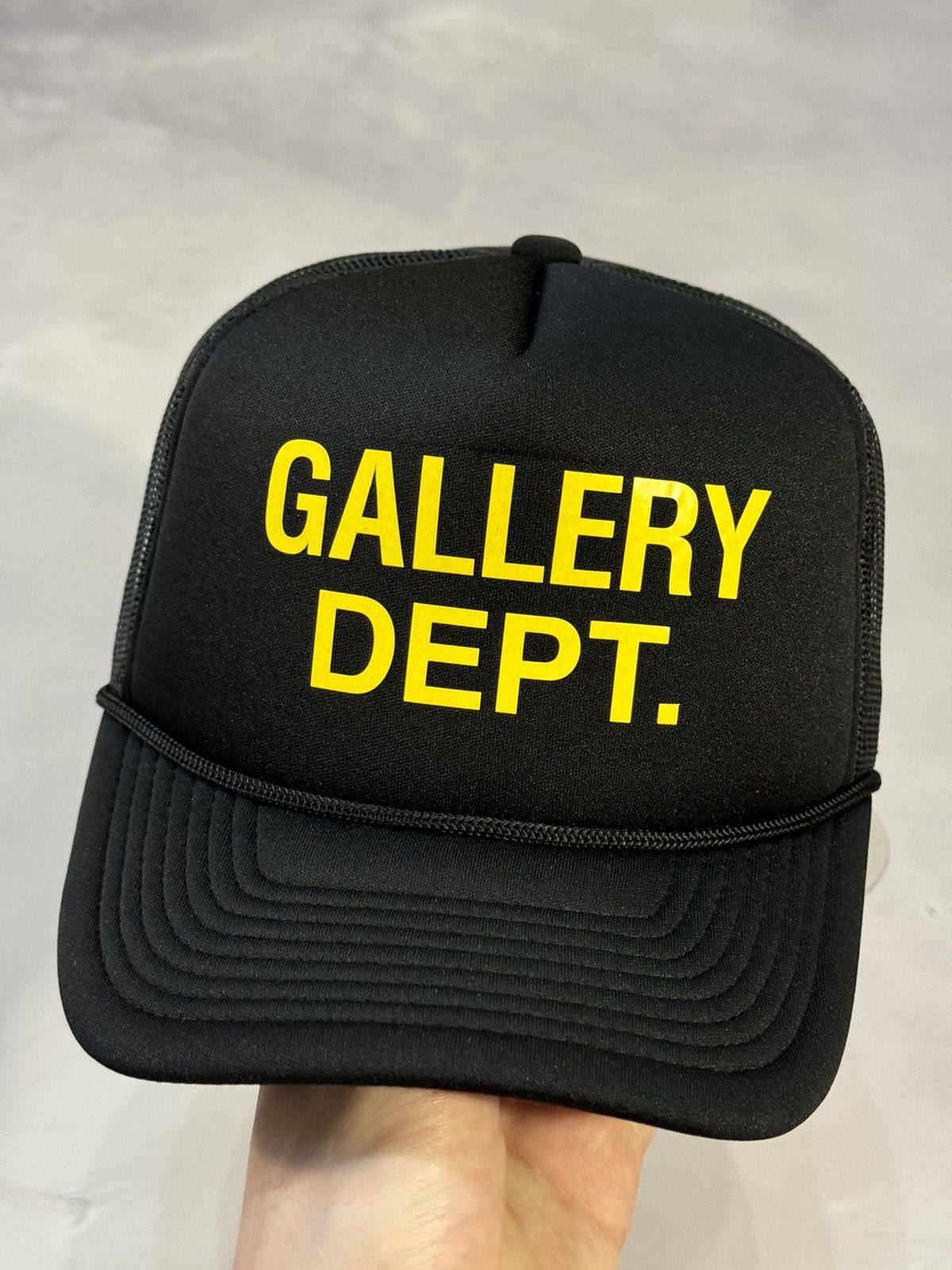 Gallery Dept. Gallery Dept Classic Logo Trucker Hat Size ONE SIZE - 2 Thumbnail