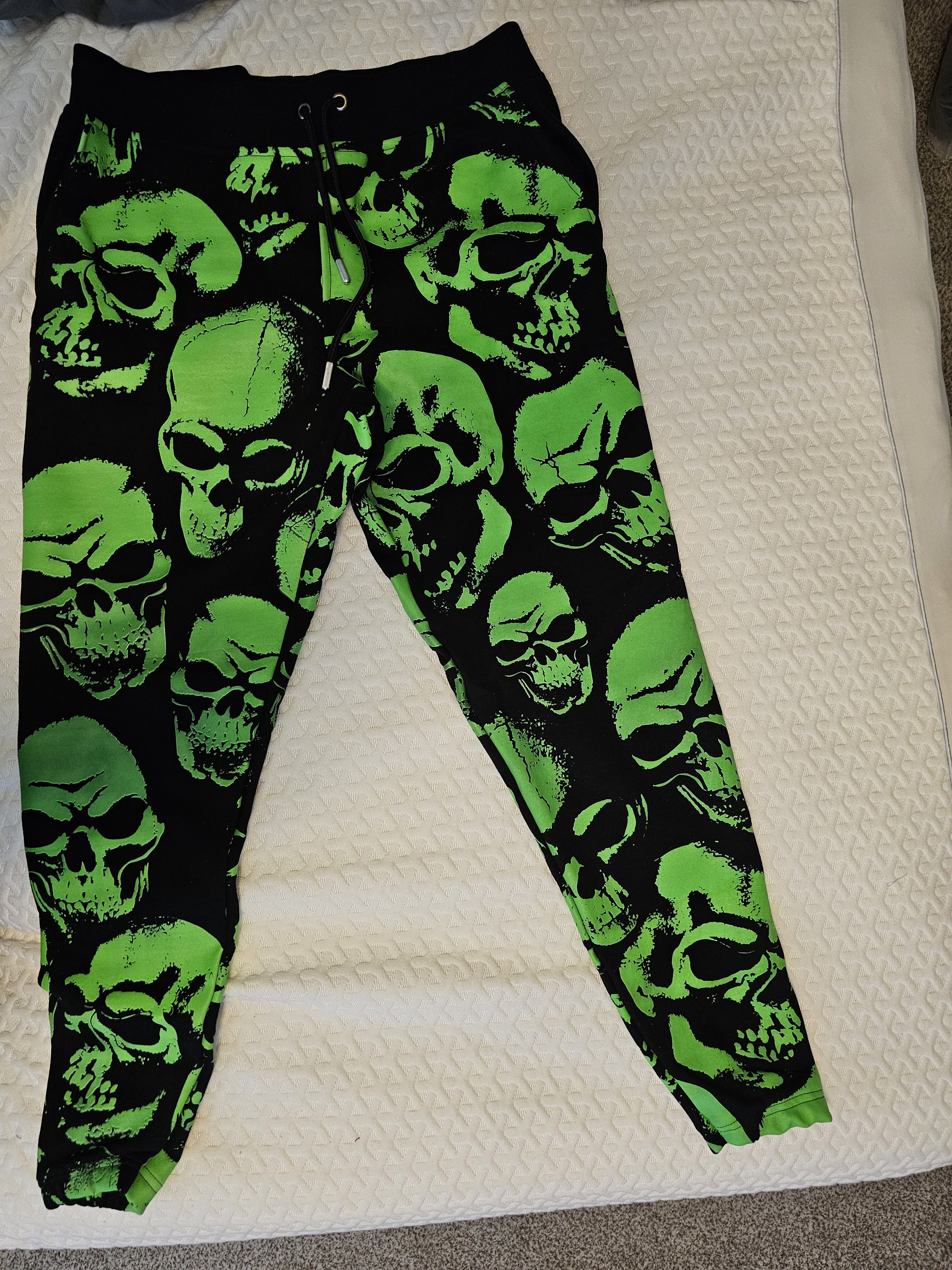 Icy Rabbit Icy Rabbit size medium hoodie and large sweatpant Size US 34 / EU 50 - 18 Thumbnail