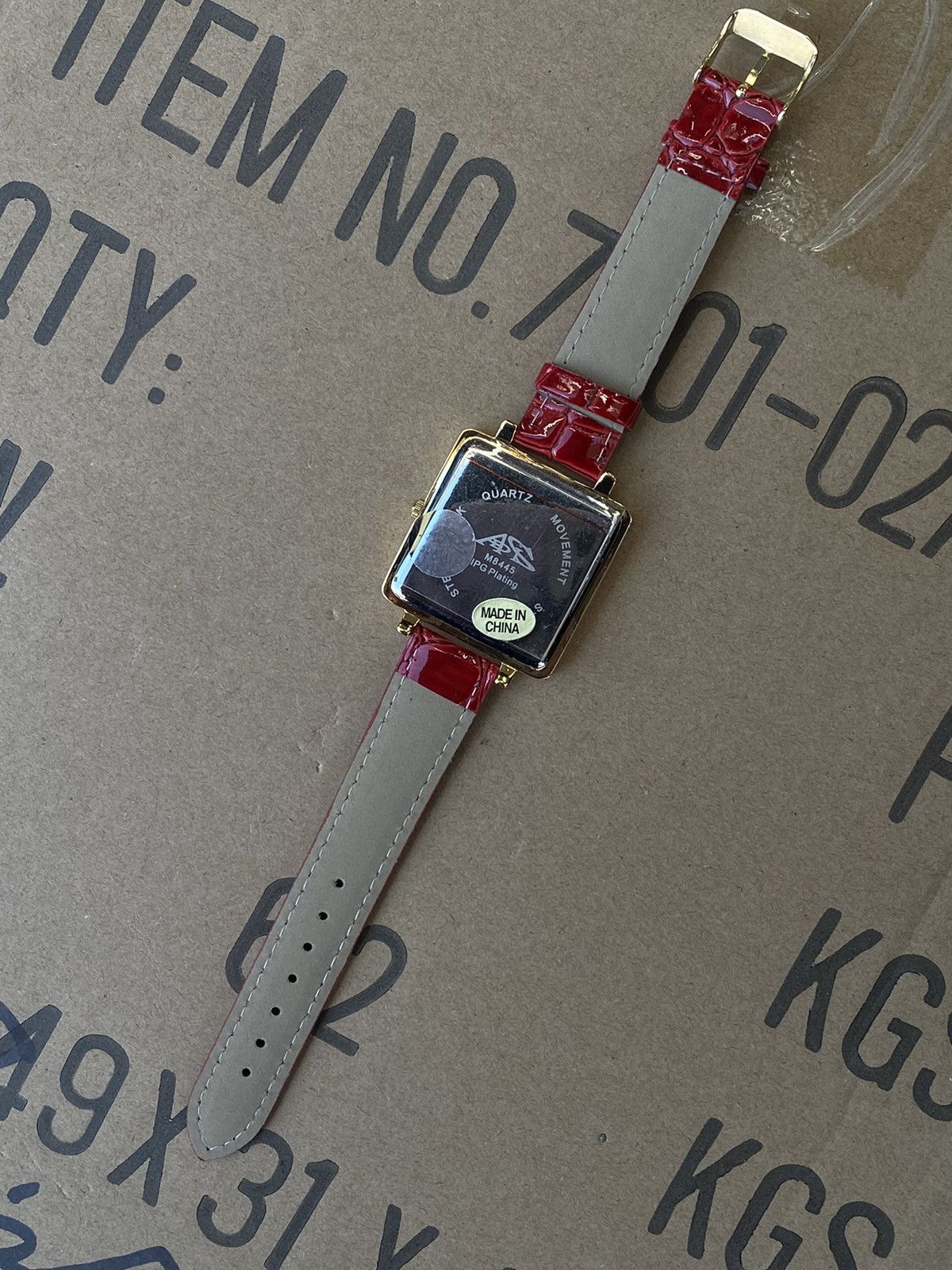 Japanese Brand × Vintage Square Crystal Watch w/ Red Strap - Japanese Mechanism Size ONE SIZE - 3 Thumbnail