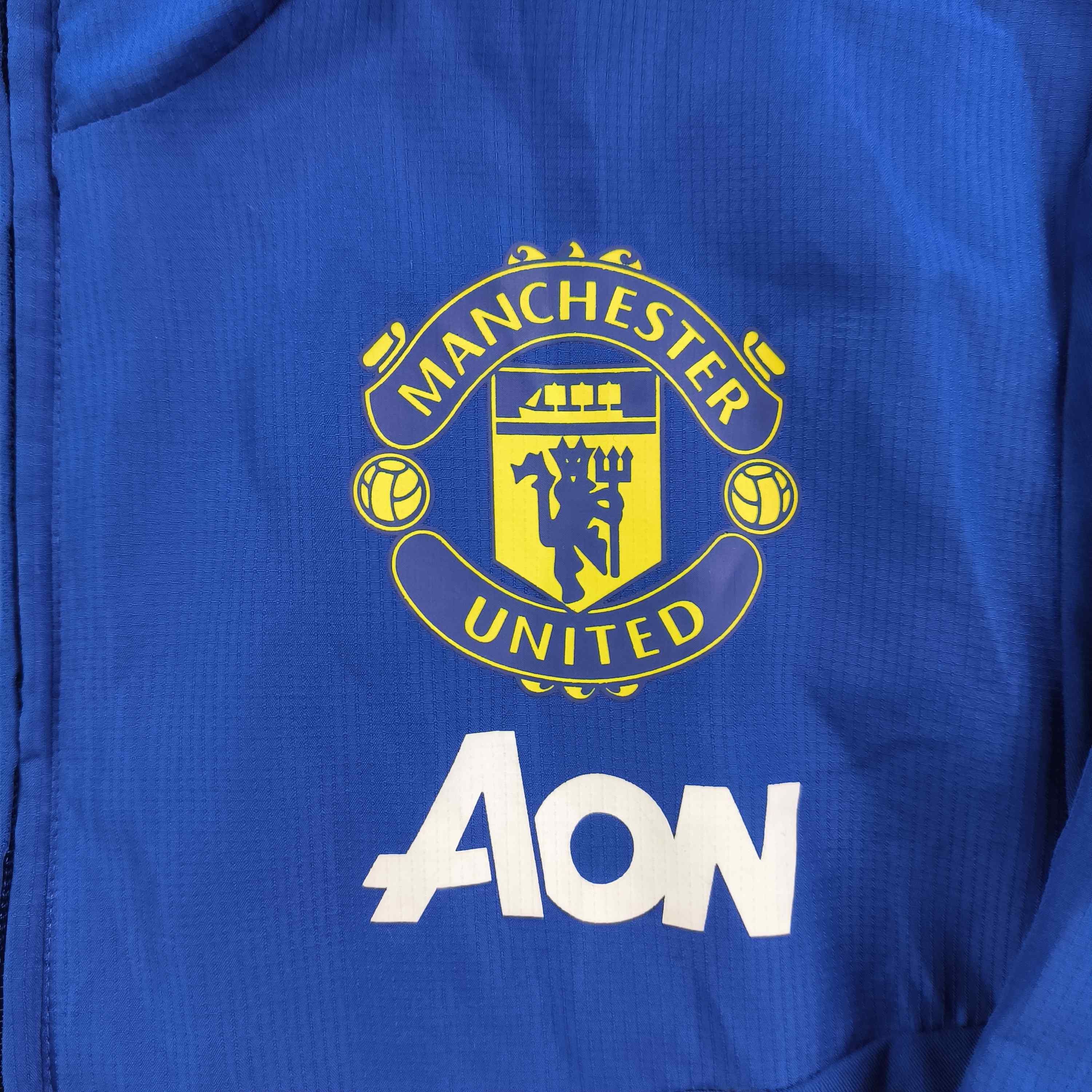 Adidas Manchester United Adidas football training top size S Size US S / EU 44-46 / 1 - 3 Thumbnail