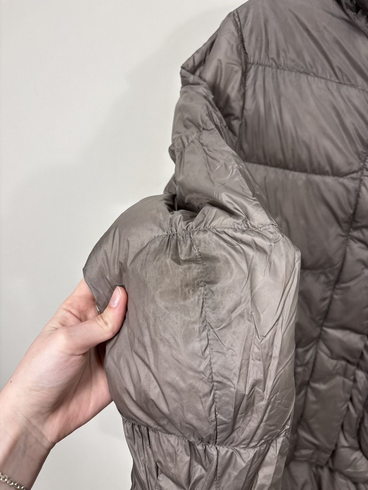 Jil Sander × Uniqlo Jil Sander x Uniqlo +J Women’s Brown Lightweight Down Jacket Size L / US 10 / IT 46 - 13 Thumbnail