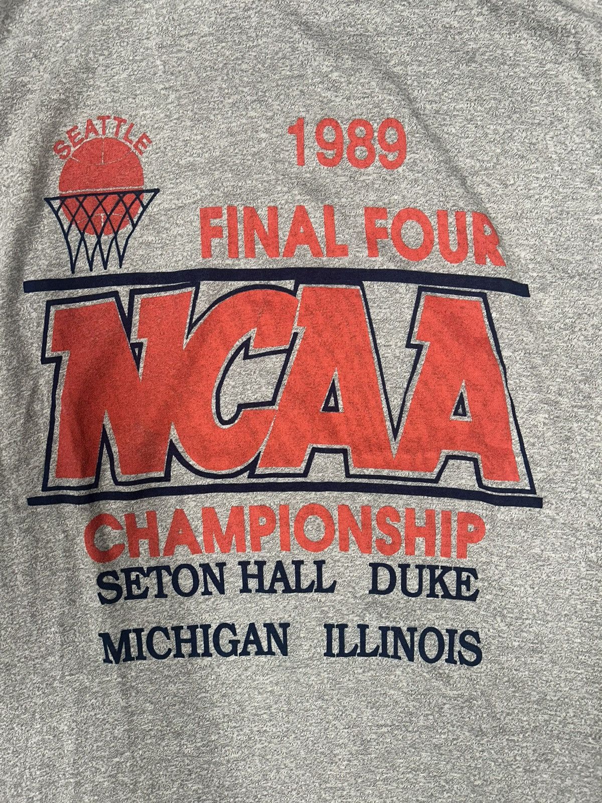 NCAA × Vintage Crazy Vintage 1989 Grey NCAA Basketball Script Tee Shirt Size US S / EU 44-46 / 1 - 2 Thumbnail
