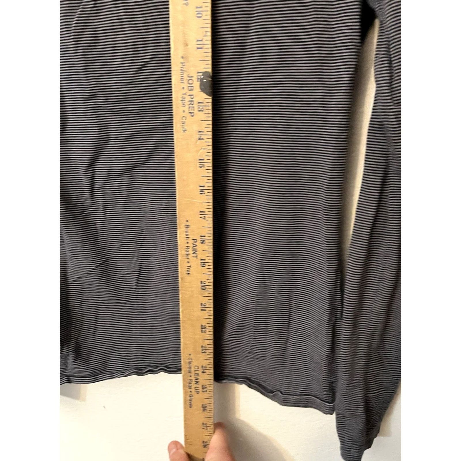 Eddie Bauer Eddie Bauer Womens Gray Black Striped Turtleneck Long Sleeve Shirt Top Sz Small Size S / US 4 / IT 40 - 4 Thumbnail