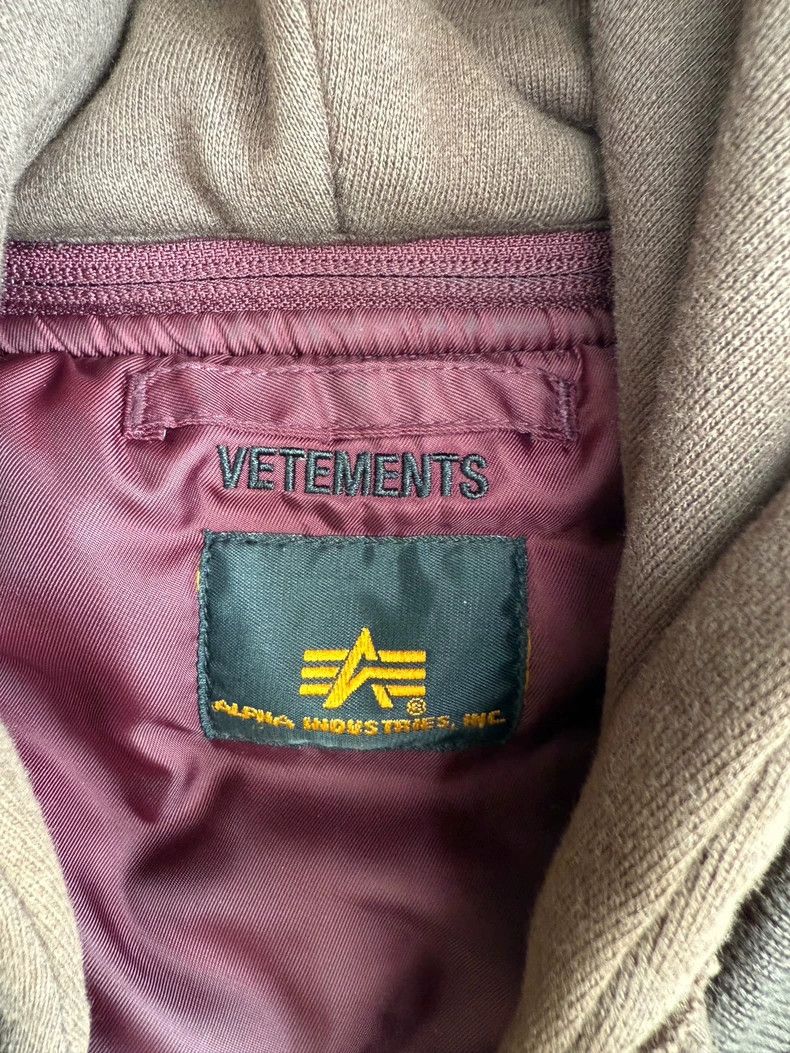 Vetements Vetements SS17 Bomber Jacket Size US S / EU 44-46 / 1 - 3 Thumbnail