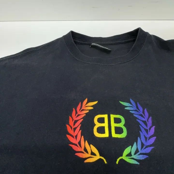 Balenciaga Balenciaga Balenciaga Rainbow Logo Short Sleeve TShirt -25 Size US XS / EU 42 / 0 - 7 Thumbnail