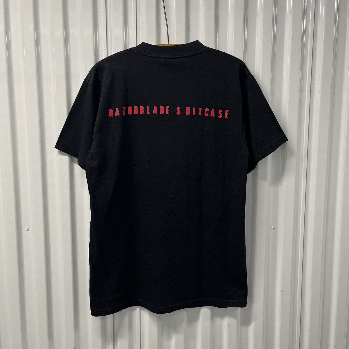 Band Tees × Giant × Vintage Rare Vintage 90s Bush Razorblade Suitcase Band Tee Size US L / EU 52-54 / 3 - 9 Thumbnail