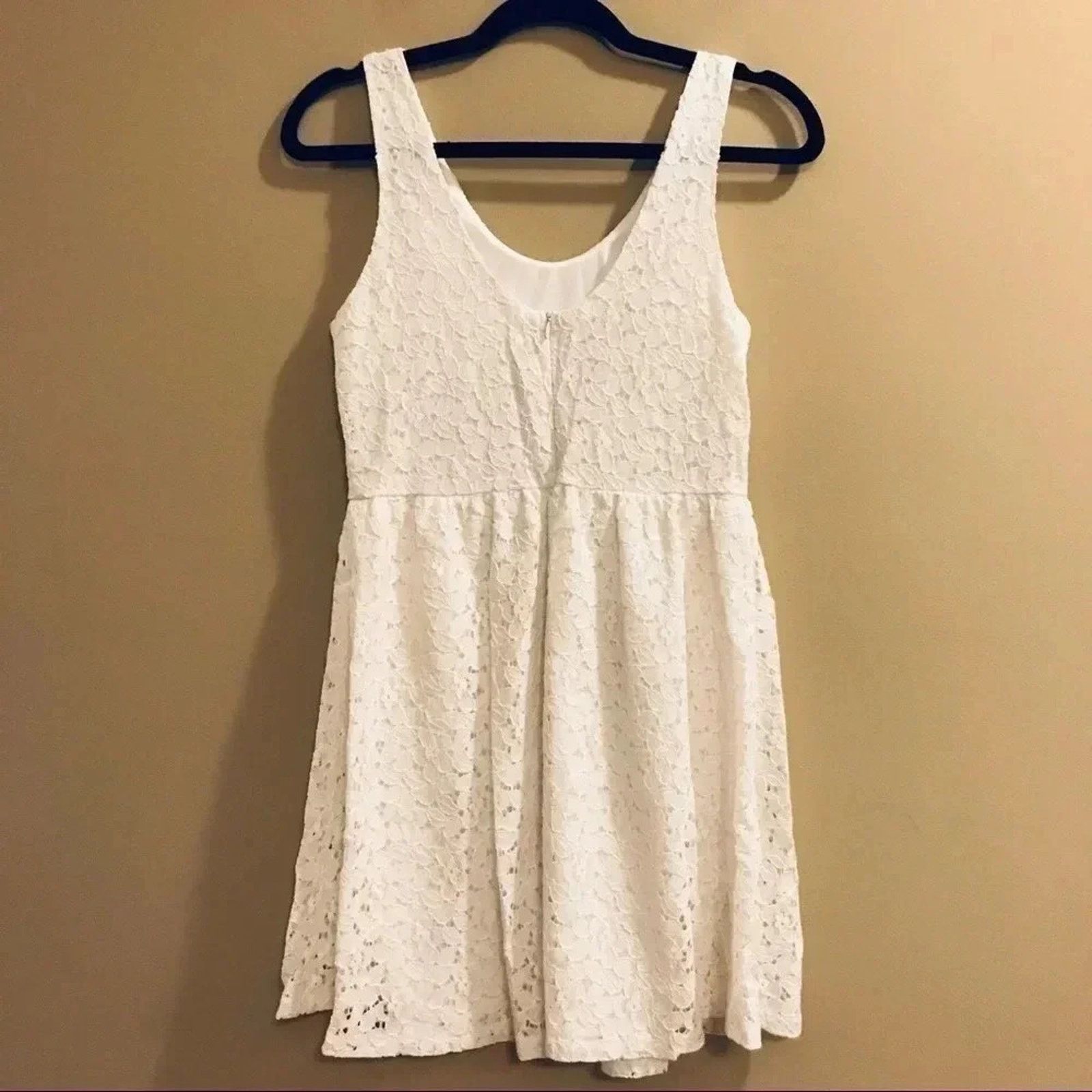 Other Lush NWT White Lace Sleeveless Tank Dress Women’s Size M Size M / US 6-8 / IT 42-44 - 4 Thumbnail