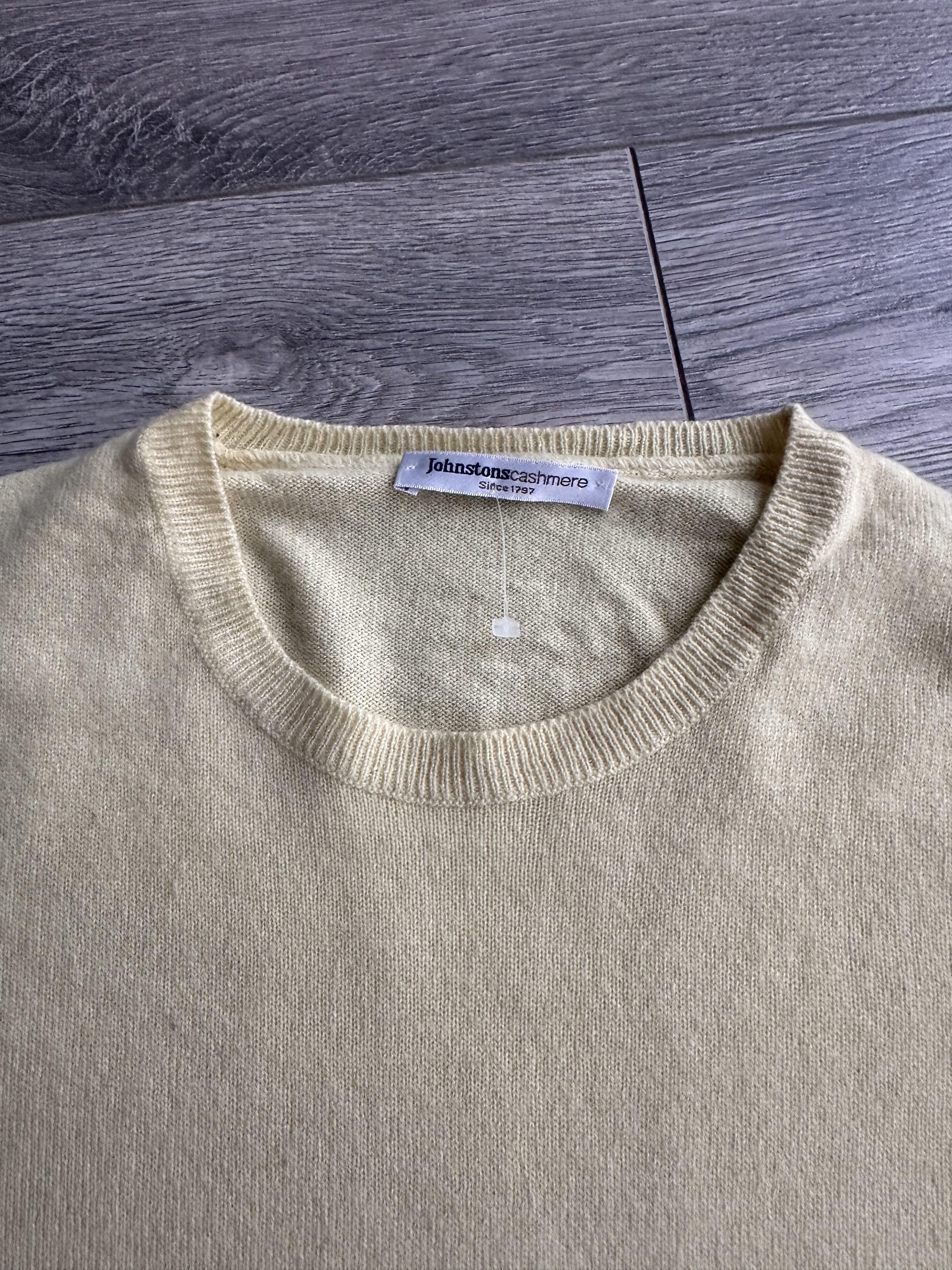 Johnstons Of Elgin Johnstons Of Elgin Cashmere sweater t shirt Size M / US 6-8 / IT 42-44 - 4 Thumbnail