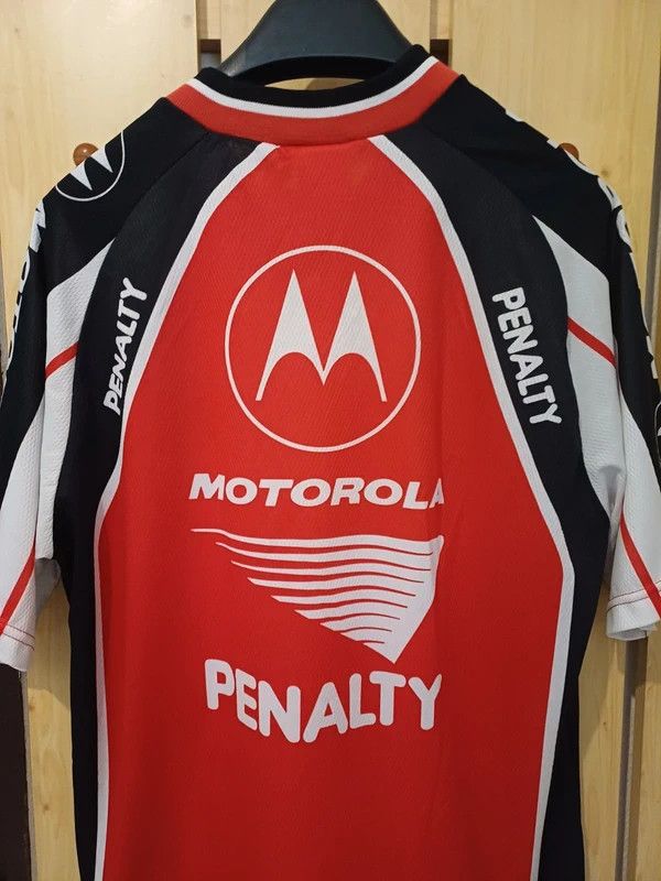 Penalty Rarity: Original São Paulo FC(2000-2001)Training Shirt Size US M / EU 48-50 / 2 - 4 Thumbnail