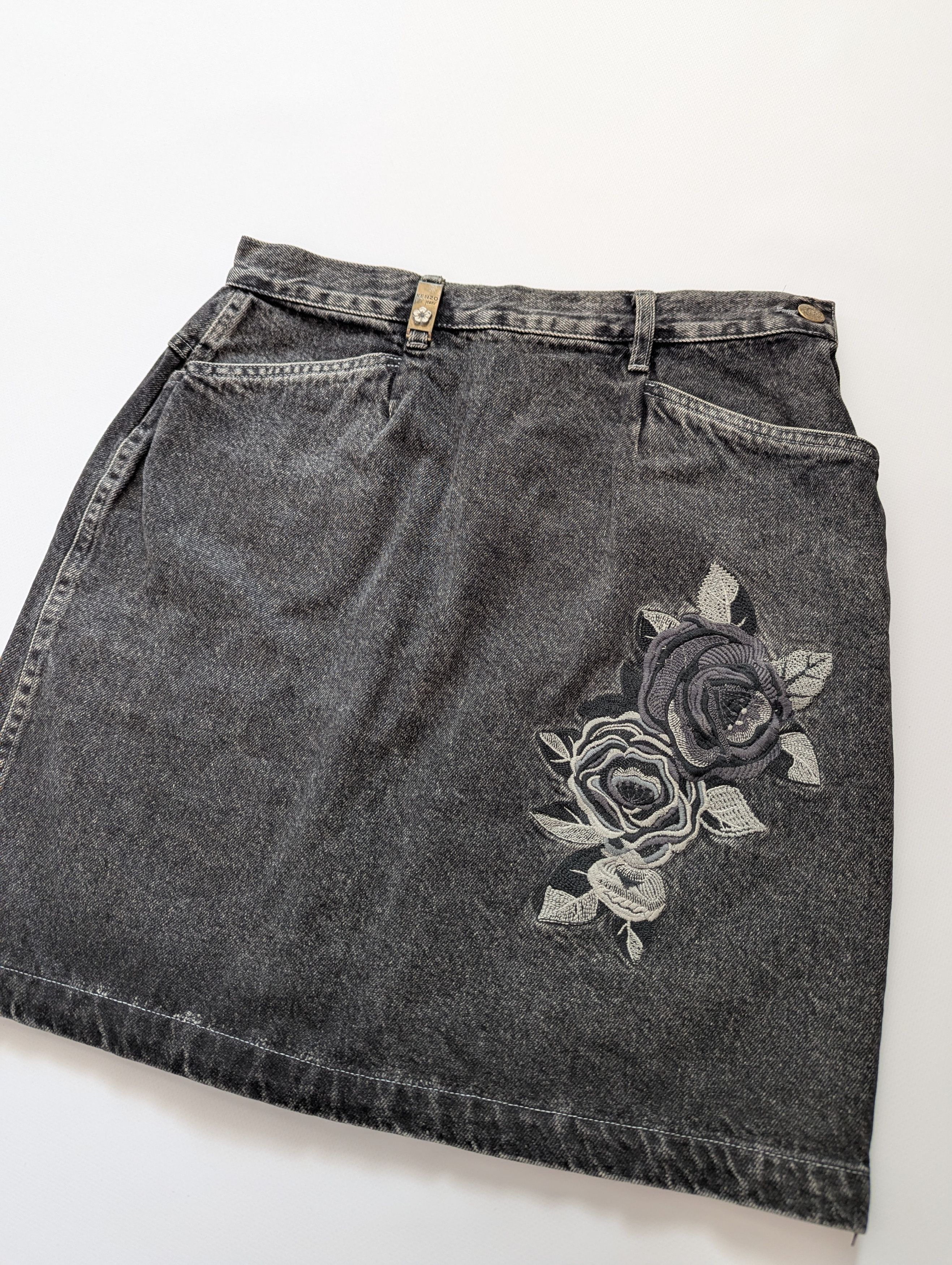 Japanese Brand × Kenzo × Vintage Kenzo Jeans Vintage Mini Skirt Embroidery Rose Flowers Rare Size 28" / US 6 / IT 42 - 2 Thumbnail