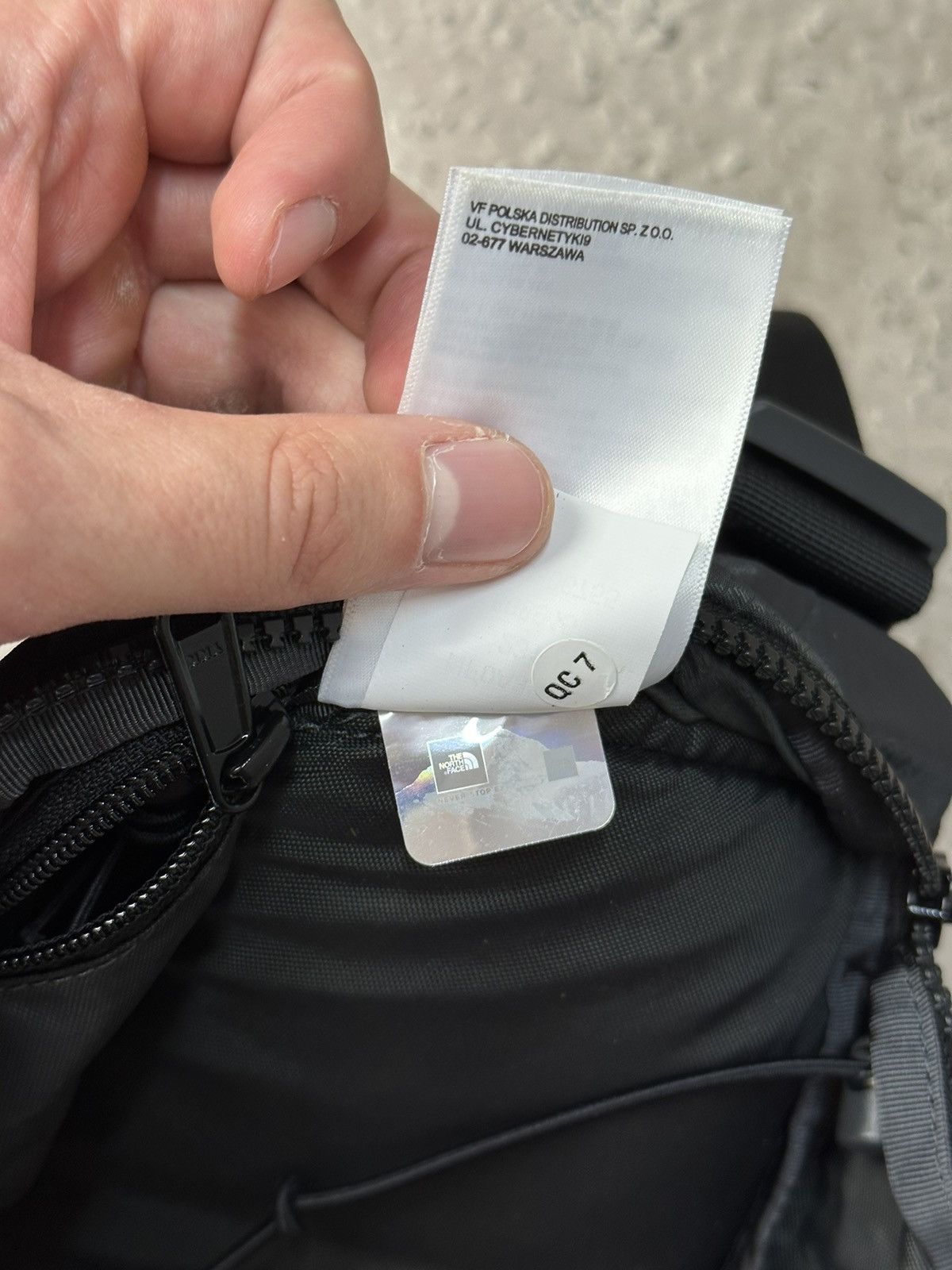 The North Face × Vintage The North Face Lumbnical Bag Black Sling Nylon Size ONE SIZE - 17 Thumbnail