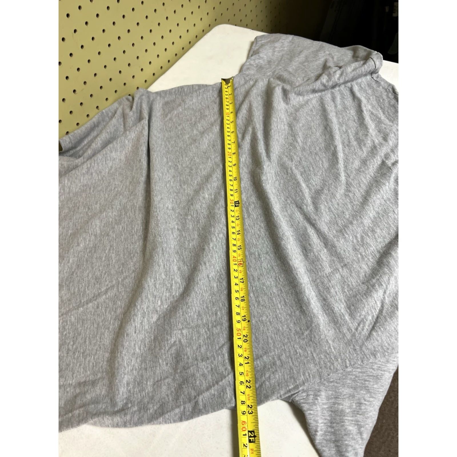 Hanes VINTAGE Hanes T-Shirt University Parkside Arts Theater Molière’s Tartuffe Gray XL Men Short Sleeve Crew Neck Cotton Blend Classic Size Regular Size US XL / EU 56 / 4 - 6 Thumbnail
